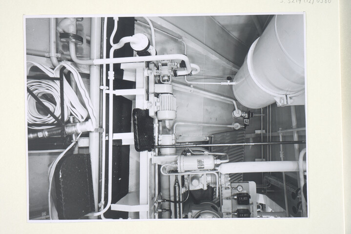 S.5219(12)0360; Fotos van de koelmachinekamer van het koelschip ms. Silver Comet [...]; fotoreportage