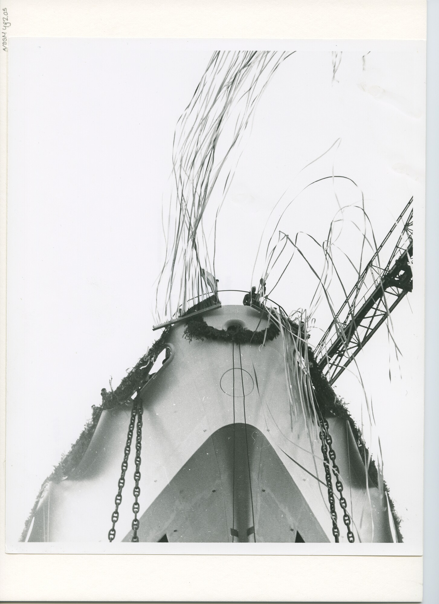 S.5444(2854)5; Foto van de tewaterlating van de turbinetanker Zafra van Petroleum Maatschappij La Corona; foto
