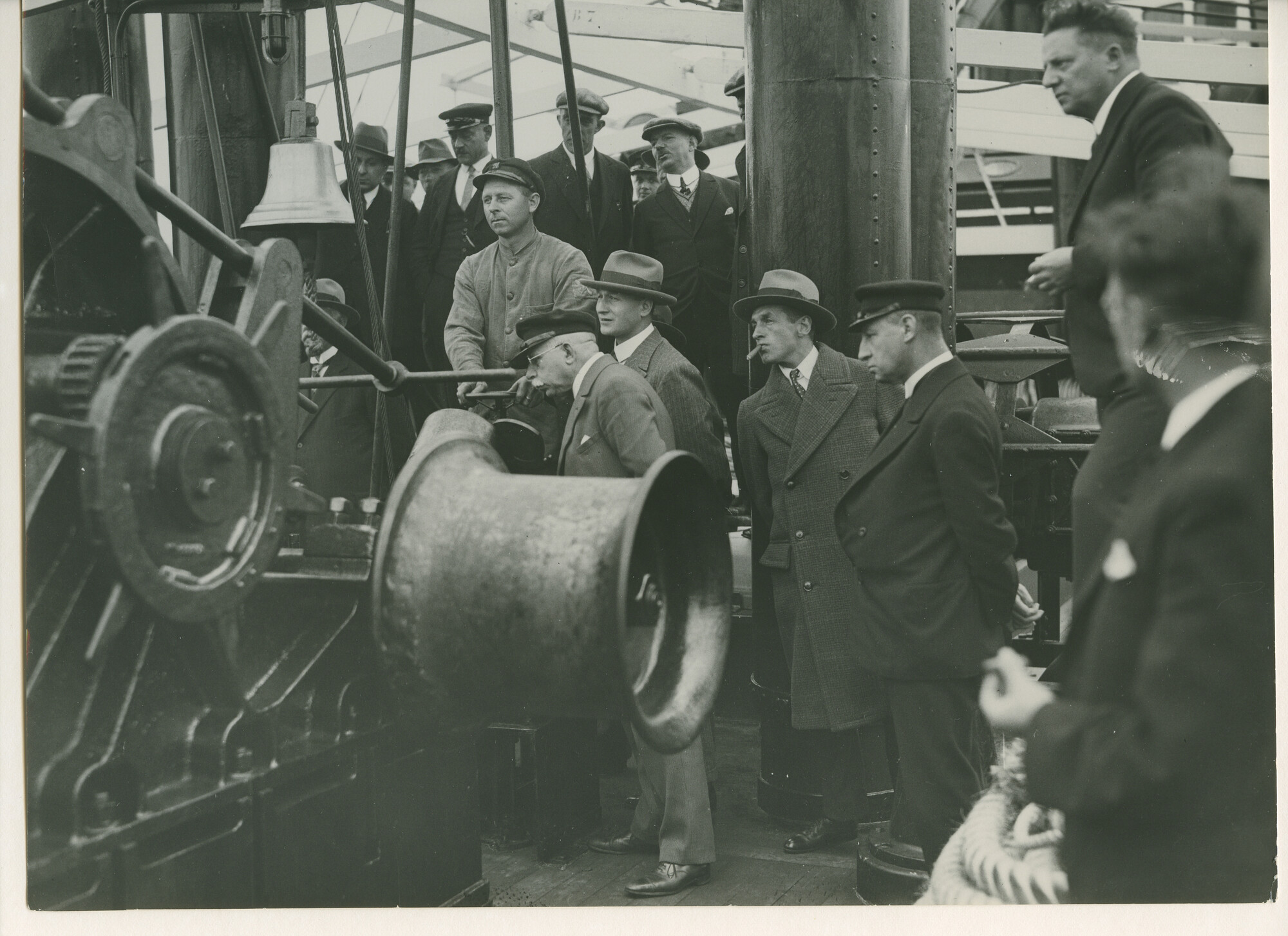 S.5444(00763)05; Foto van het mailschip ms. Marnix van Sint Aldegonde van de SMN tijdens de proefvaart; foto