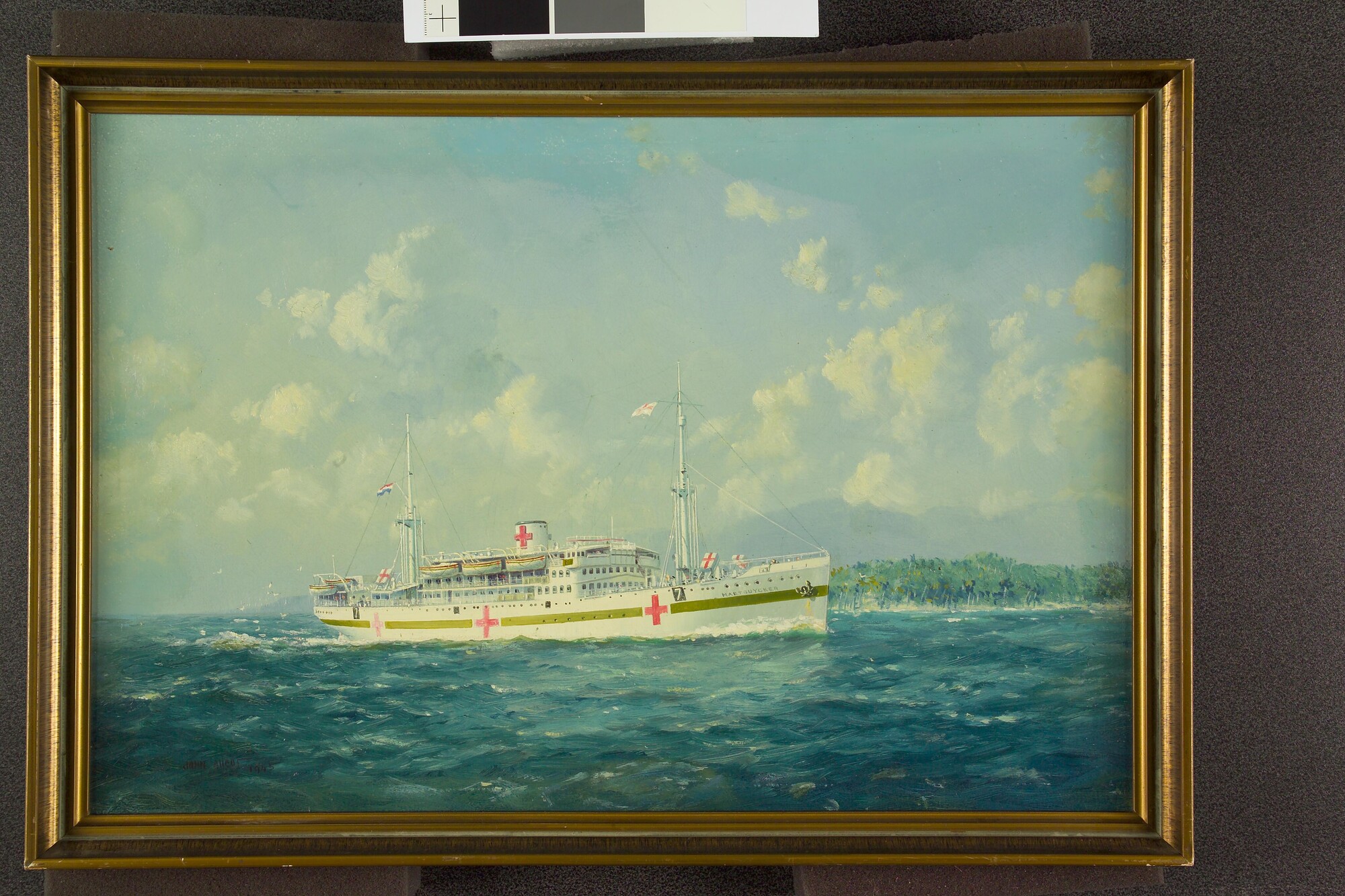 2005.2073; Het ms. Maetsuycker van de Koninklijke Paketvaart-Maatschappij als hospitaalschip; schilderij