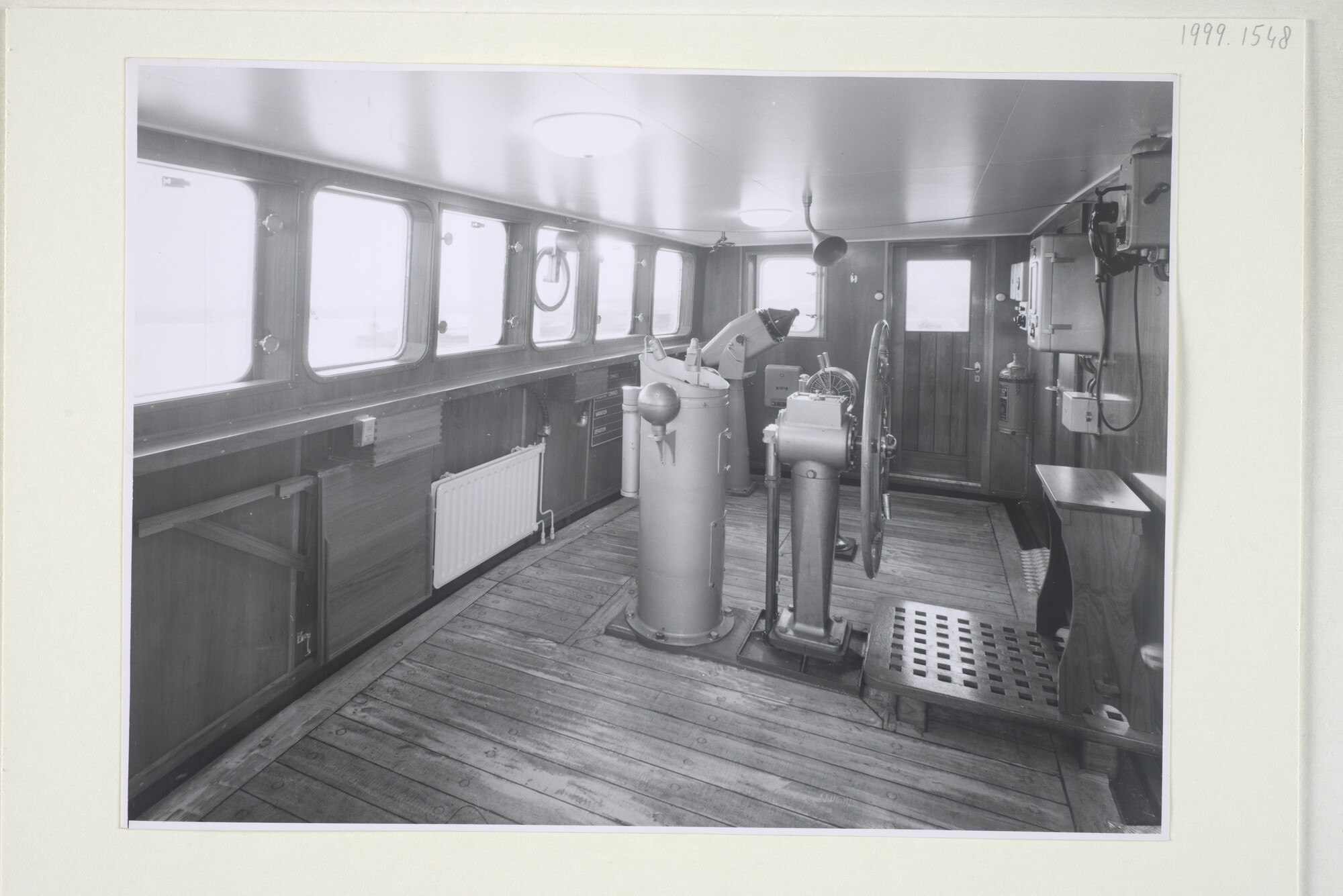 1999.1548; Interieurfoto's gemaakt aan boord van het Britse koelschip ms. 'Silver Comet' van Bonny Shipping Co; fotoreportage