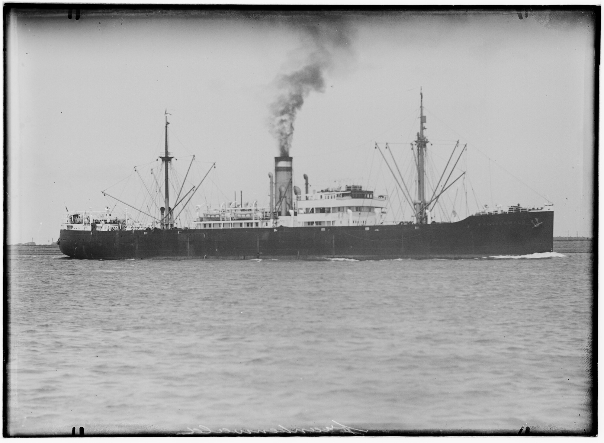 2018.1158; Glasnegatief van het vracht- en passagiersschip Frankenwald (Duits, 1922); glasnegatief