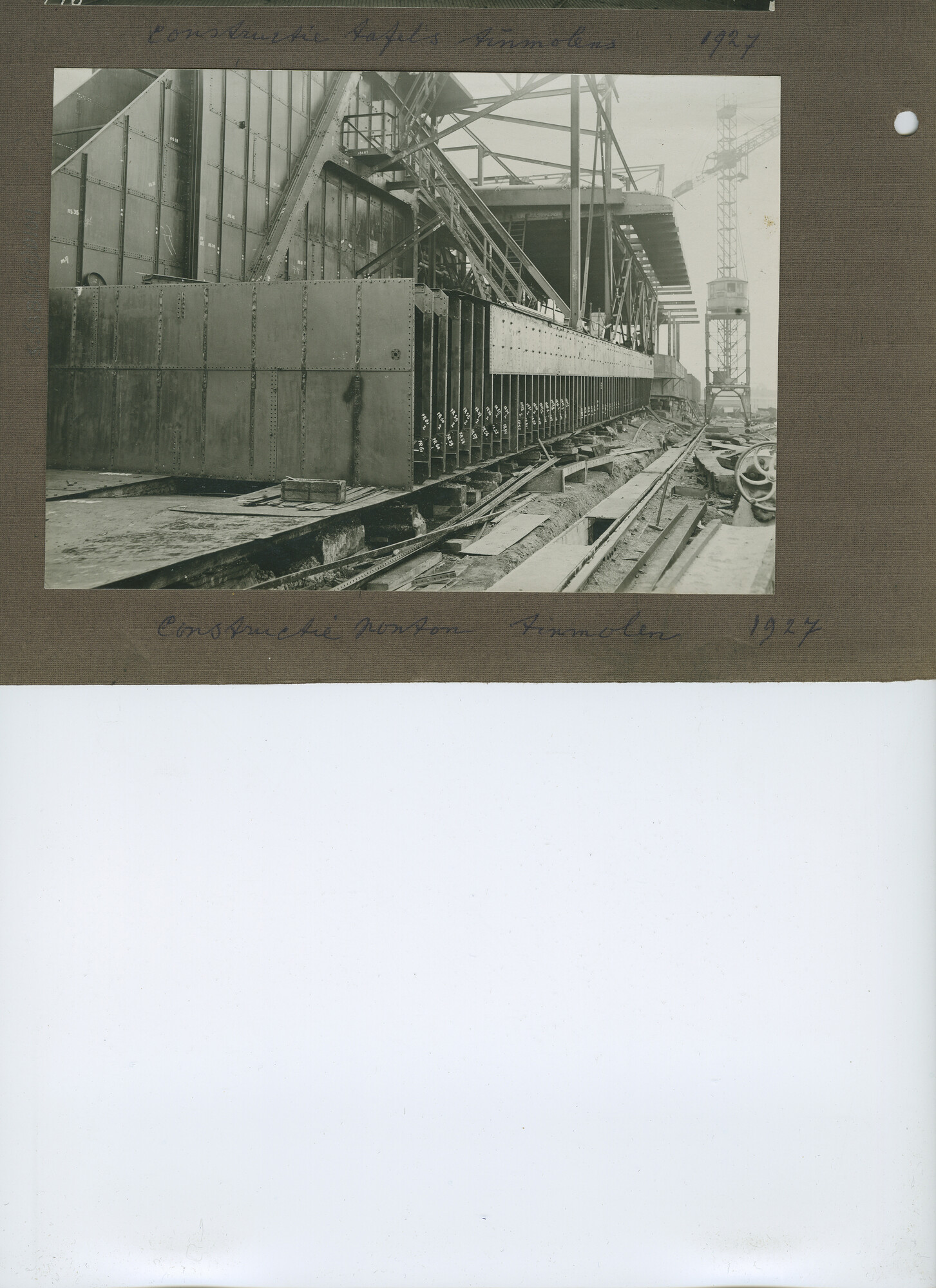 S.6386(113)0104; Foto van constructie ponton; foto