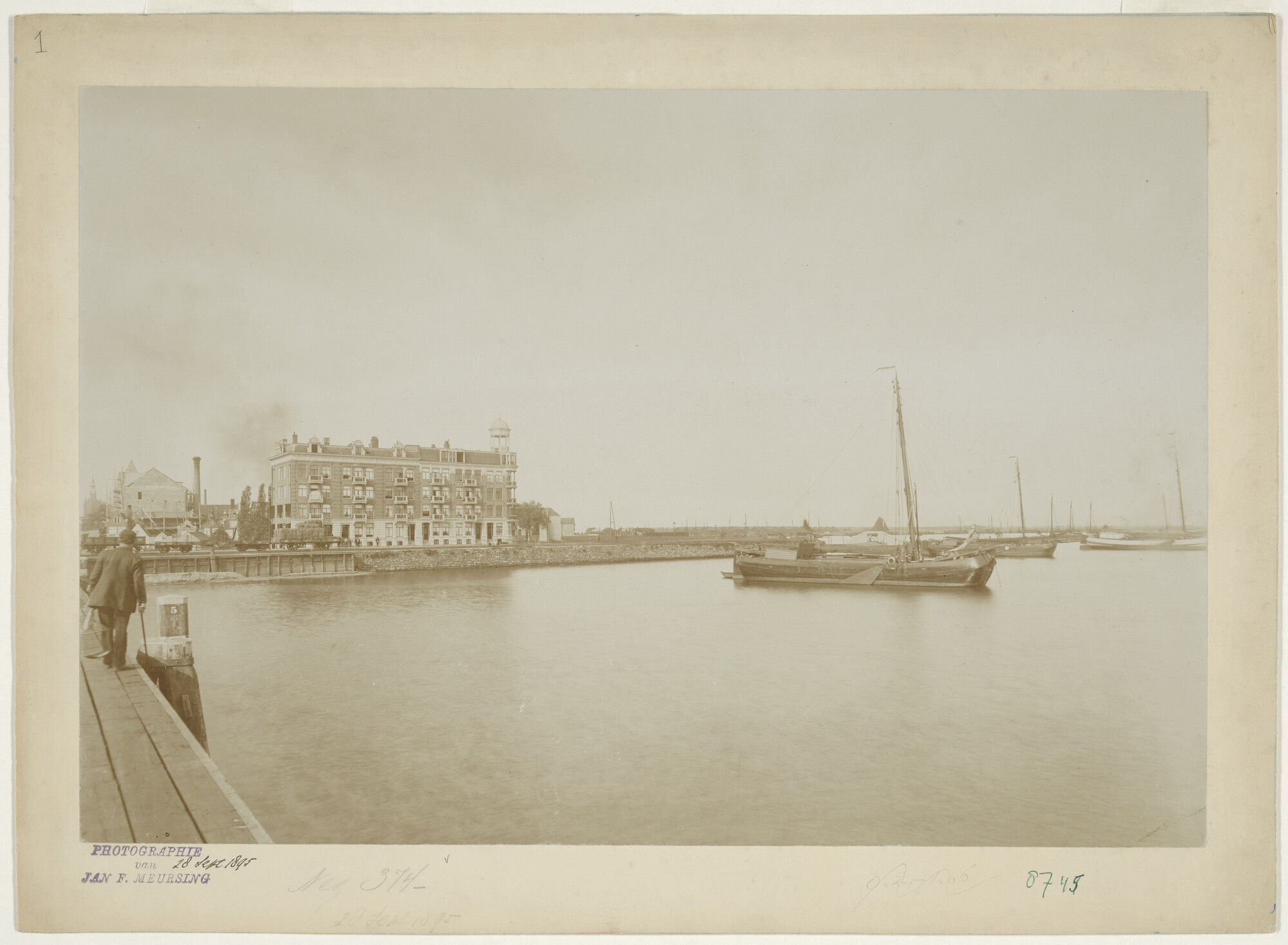 S.1156(06)116; Gezicht op de Westerdoksdijk te Amsterdam; foto