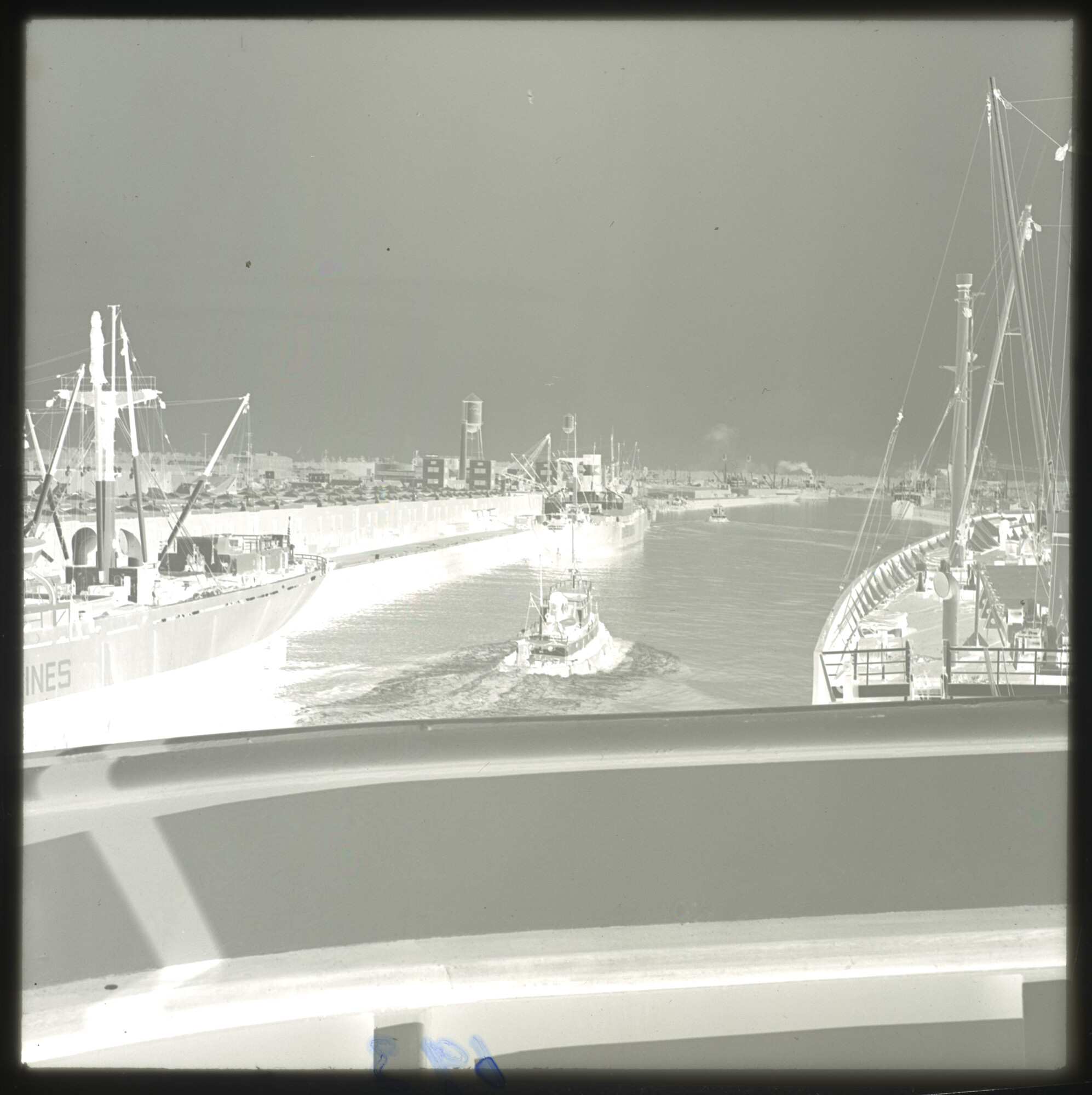 A.5263(02); Negatieven van een reis met het vrachtschip 'Woltersum' van de Stoomvaart; negatief