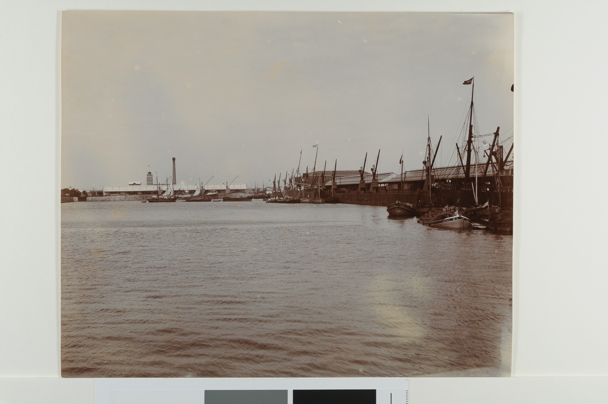 S.6483(4060)21; Foto's van de havenaanleg in Buenos Aires (Argentinië) in 1902; fotoreportage