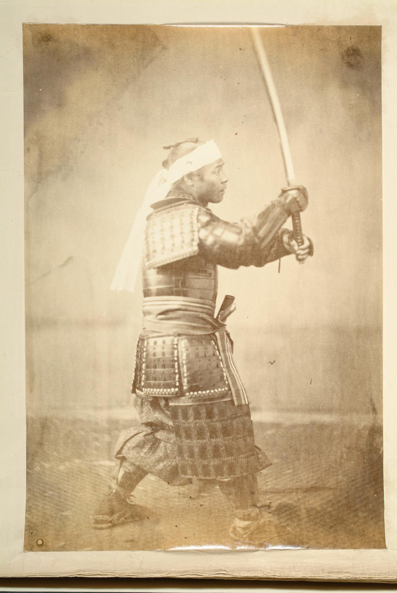 S.3628(02); Album nr. 1 uit een serie van drie van de Nederlandse consul in Japan Dirk de Graeff van Polsbroek; fotoalbum