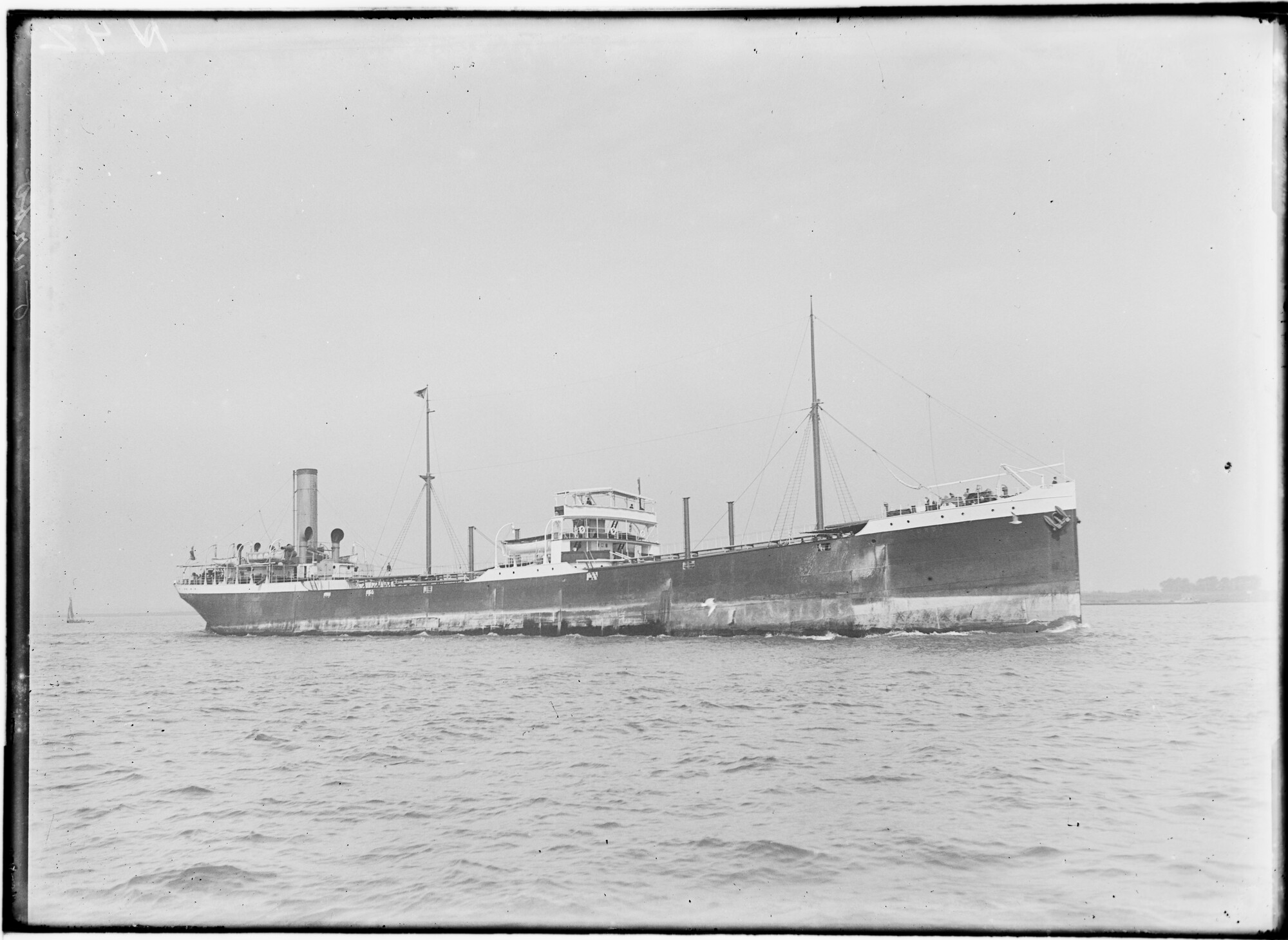 2018.1763; Glasnegatief van de tanker Turbo (Brits, 1912); glasnegatief