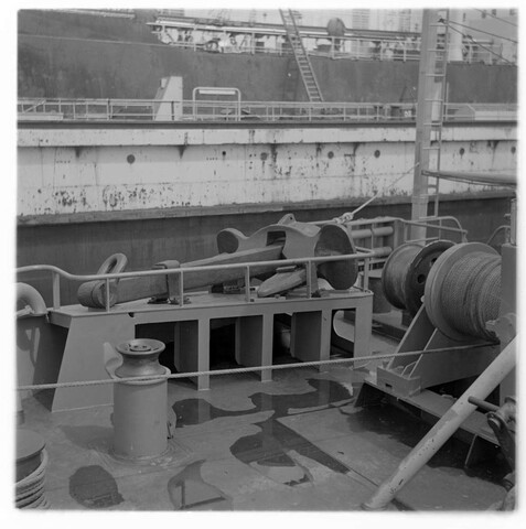 S.5219(12)0635a; Negatieven van het containerschip ms 'Otto Porr' gebouwd op de ASM-werf voor rederij Franz Hagen te Hamburg [...]; negatief