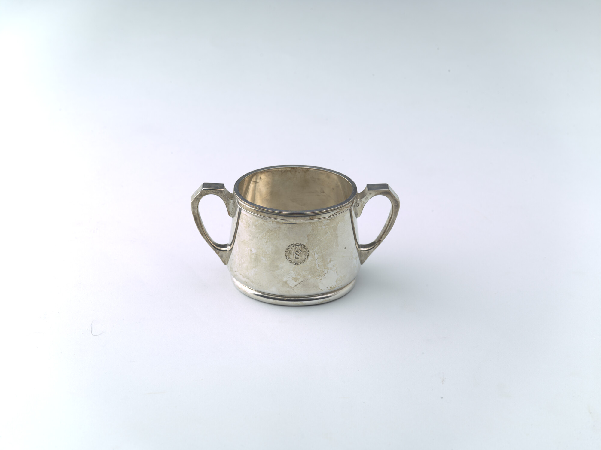 2015.3897-2; Verzilverde suikerpot van de VNS; suikerpot