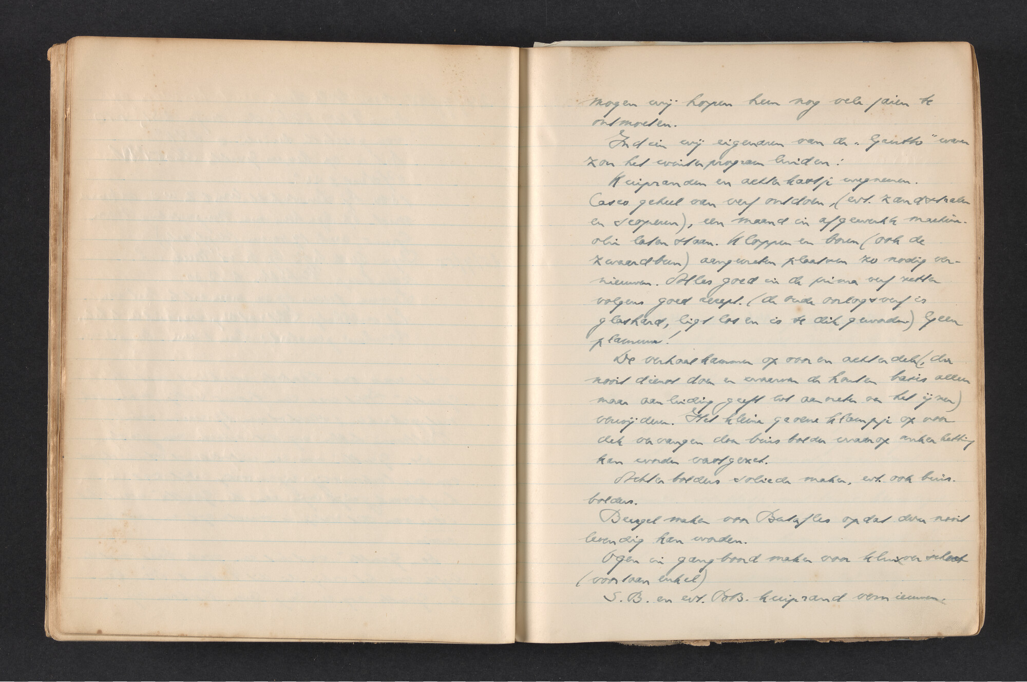 2017.0792; Logboek c.q. fotoalbum van reizen met zeeschouw Grutto in Nederland, 1955-1957; logboek