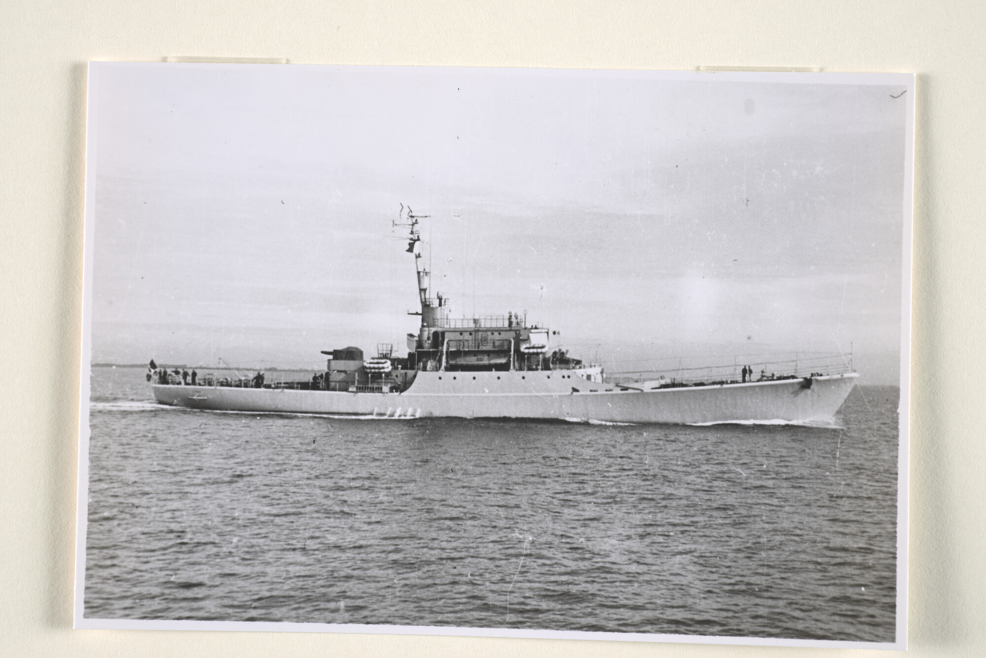 1995.1478; Het Italiaanse fregat Aquila (ex- Hr.Ms. Lynx [...]; foto