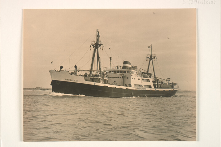 S.5219(12)0102; Foto's van de proeftocht van het Franse (Laker) vrachtschip ms. Marquette; fotoreportage