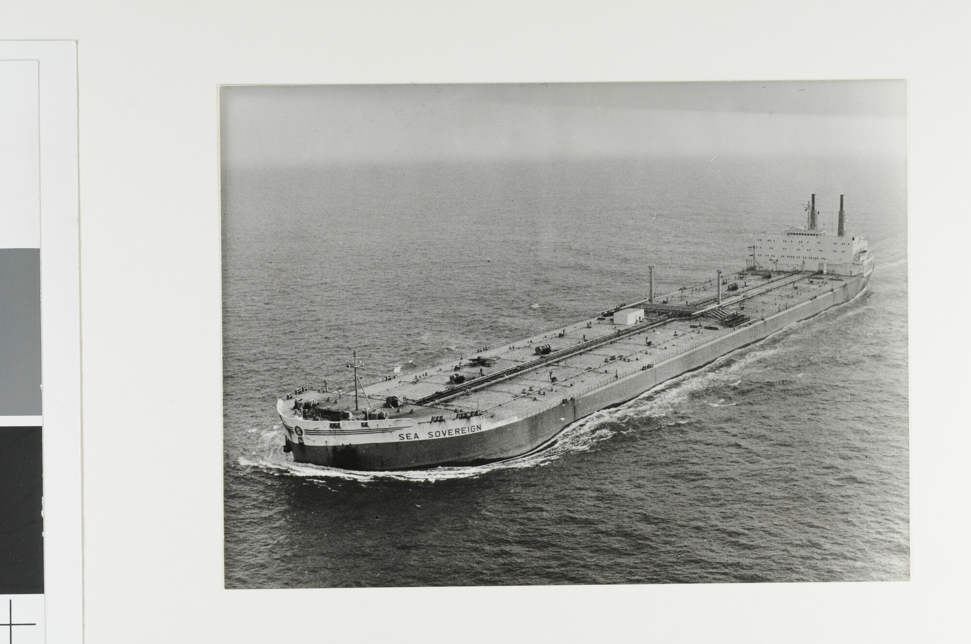 1993.0645; De supertanker ms. 'Sea Sovereign' ('Salem'); foto