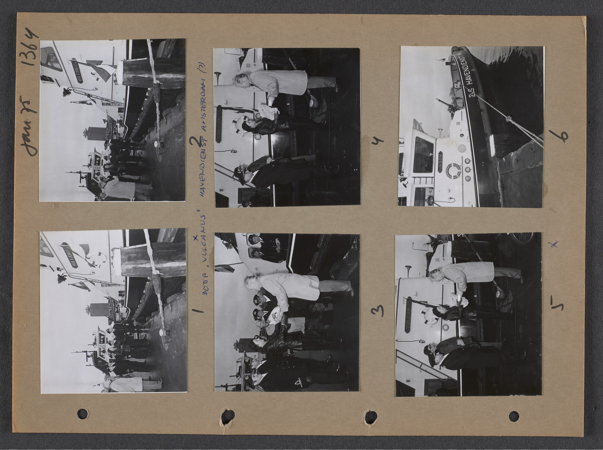 S.9102(35); Multomap met foto's door Ben Burgers, samengesteld door de Vereniging De Amsterdamsche Haven; foto