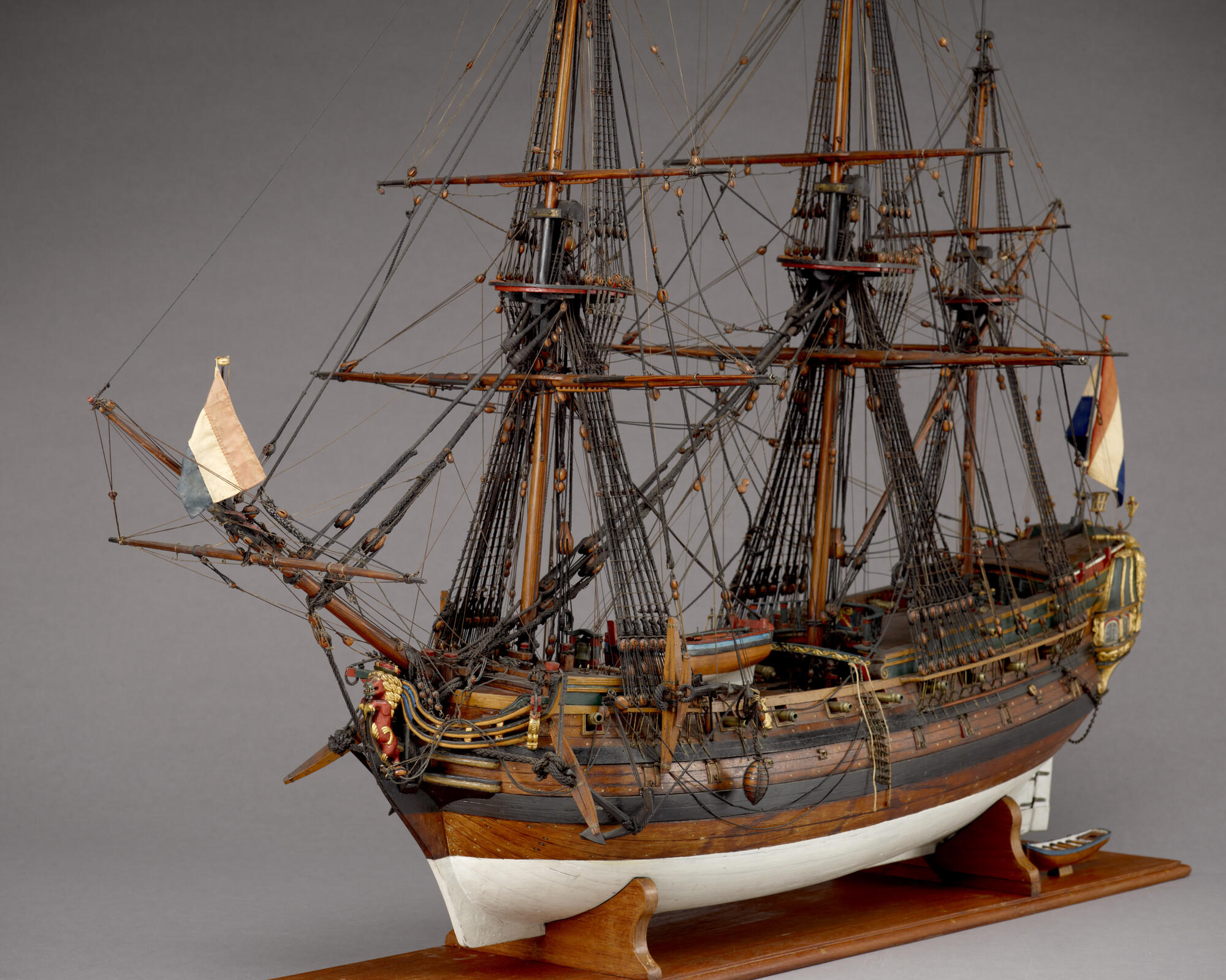 S.2397; Model van de Oost-Indiëvaarder Gerechtigheid; scheepsmodel