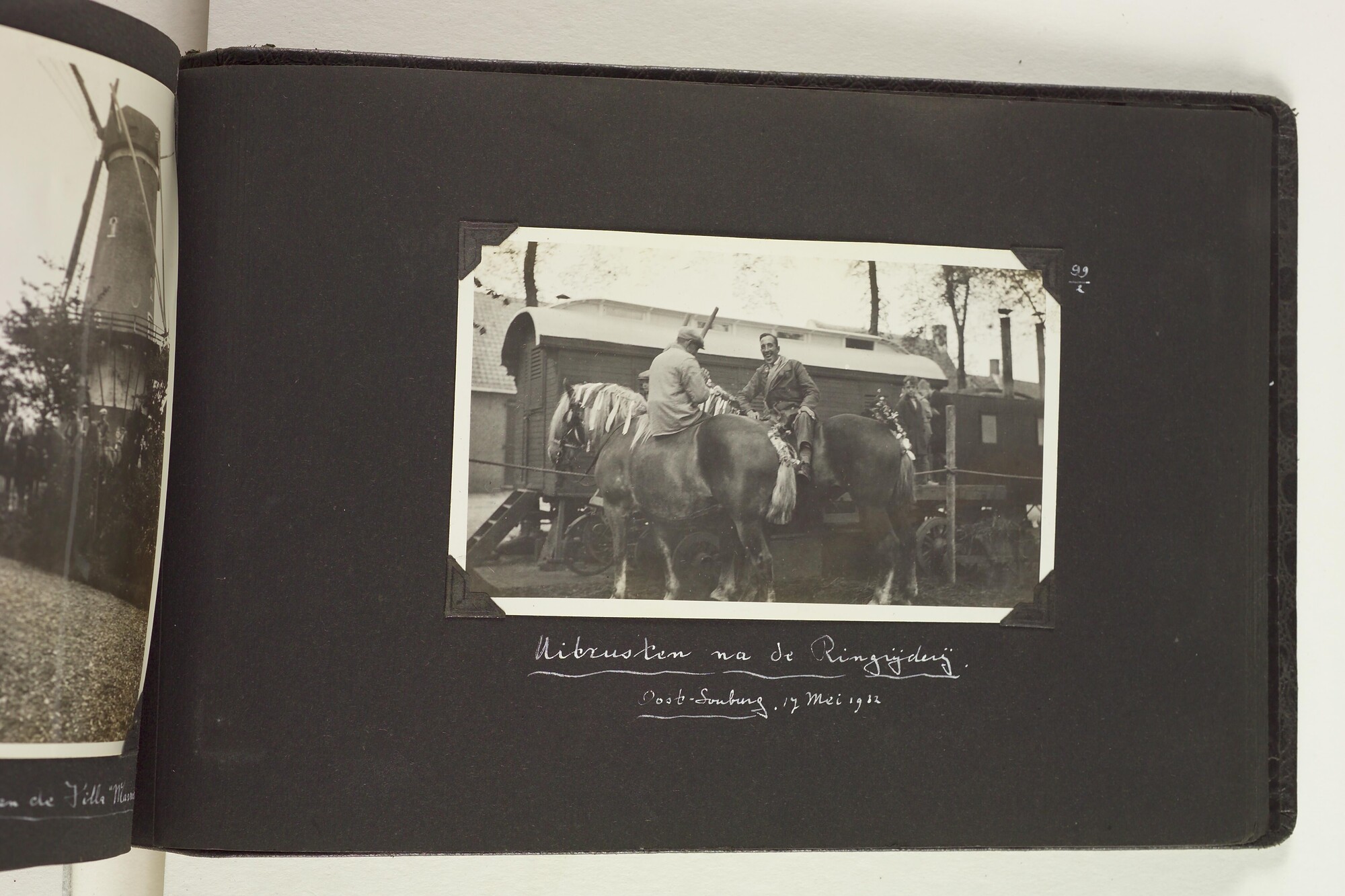 S.6156(06)l; Fotoalbum l) uit een serie van veertien uit de Collectie Job over zijn reizen met ss. 'Stuyvesant' en 'Venezuela' van de KNSM [...]; fotoalbum