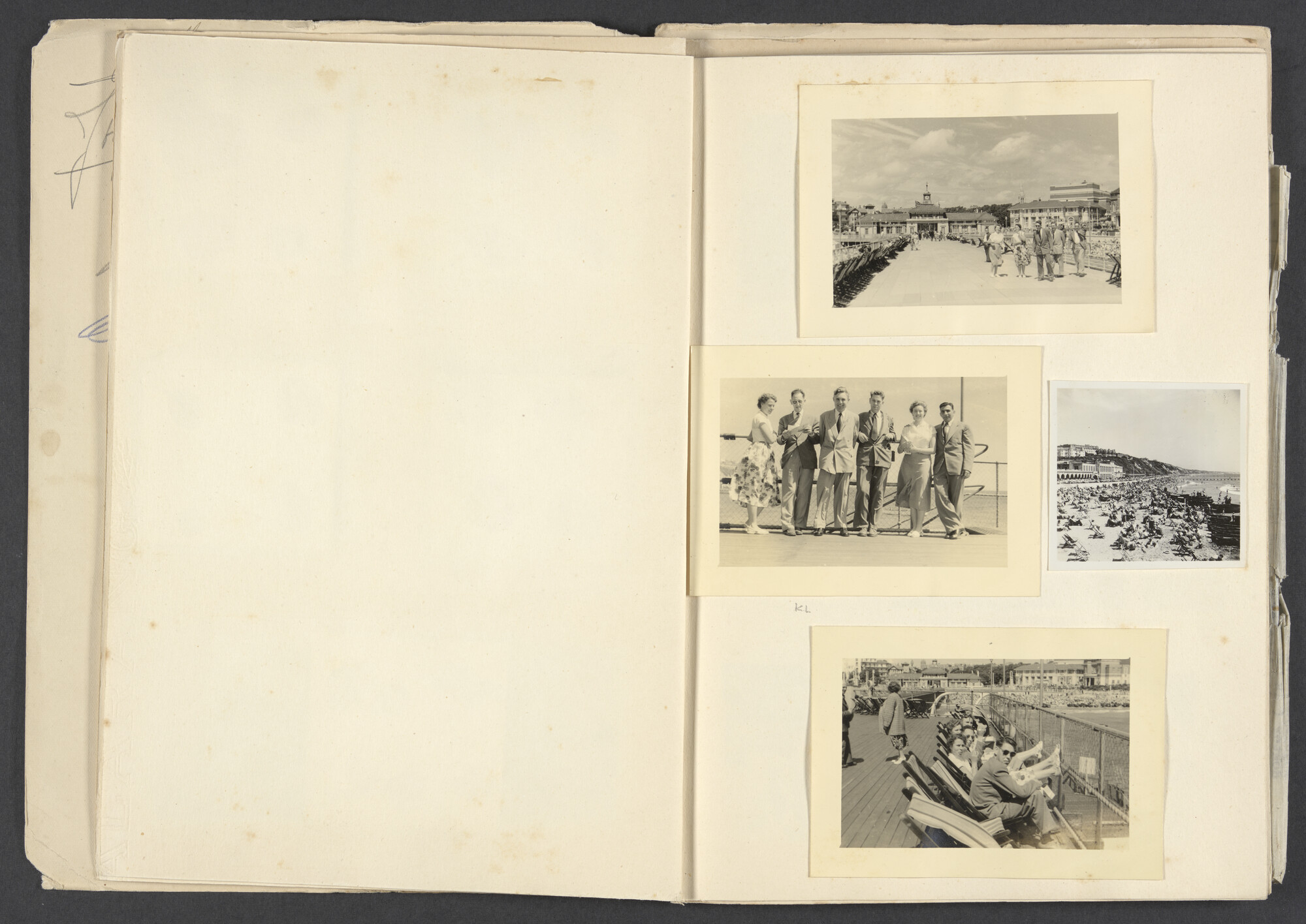 2023.0583; Fotoalbum met reisverslag van Kurt Lewin van een reis met ms. Oranje in juli-augustus 1953; fotoalbum