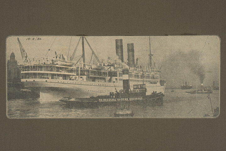 2001.1755; Omslag met vele foto's en knipsels van meest bergingsactiviteiten door Reederij v/h Gebroeders Goedkoop te Amsterdam in de periode 1929 / 1949; omslag