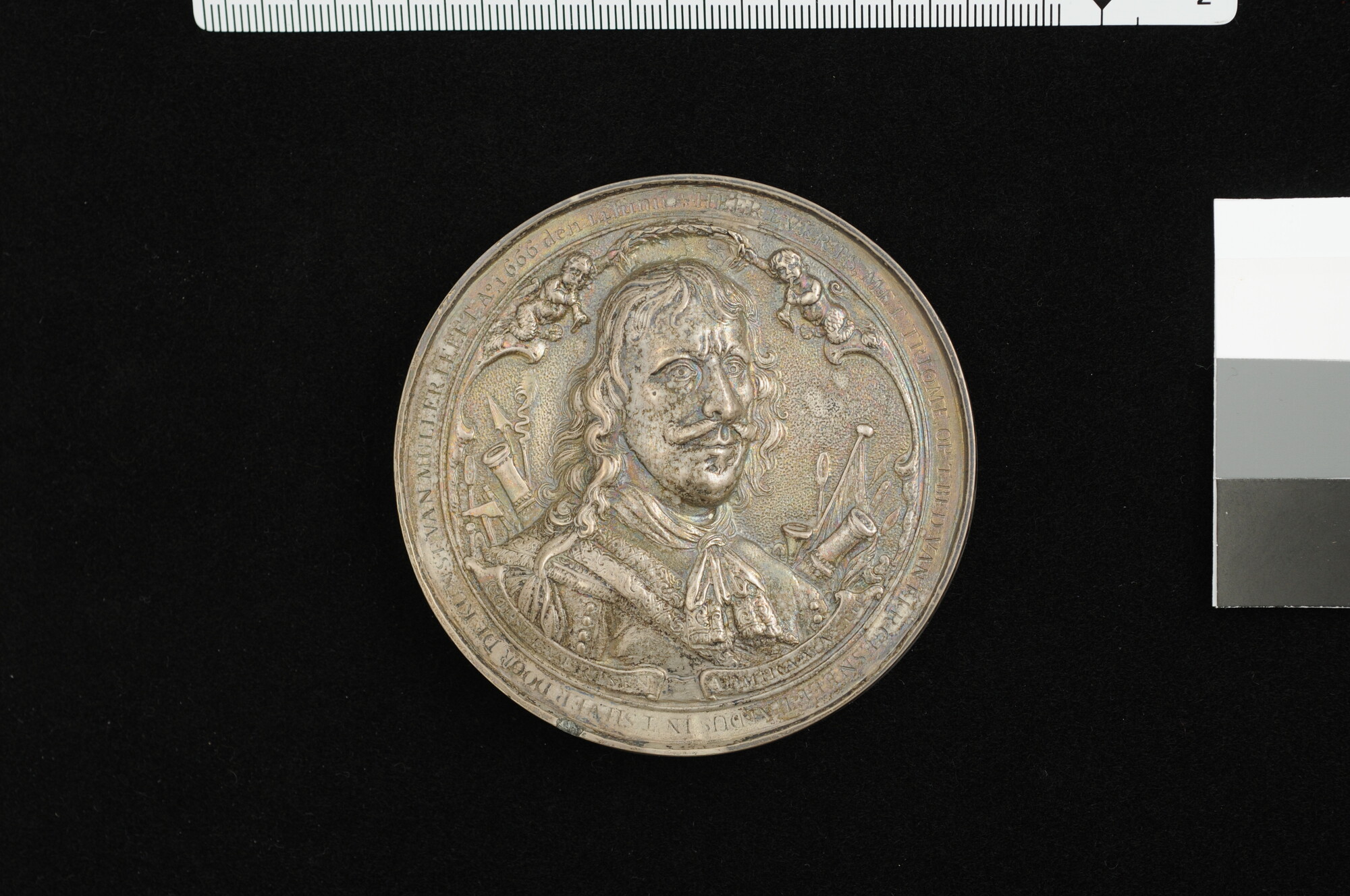 S.0004(01)03; Penning op het sneuvelen van Cornelis Evertsen, luitenant-admiraal van Zeeland, 1666; penning