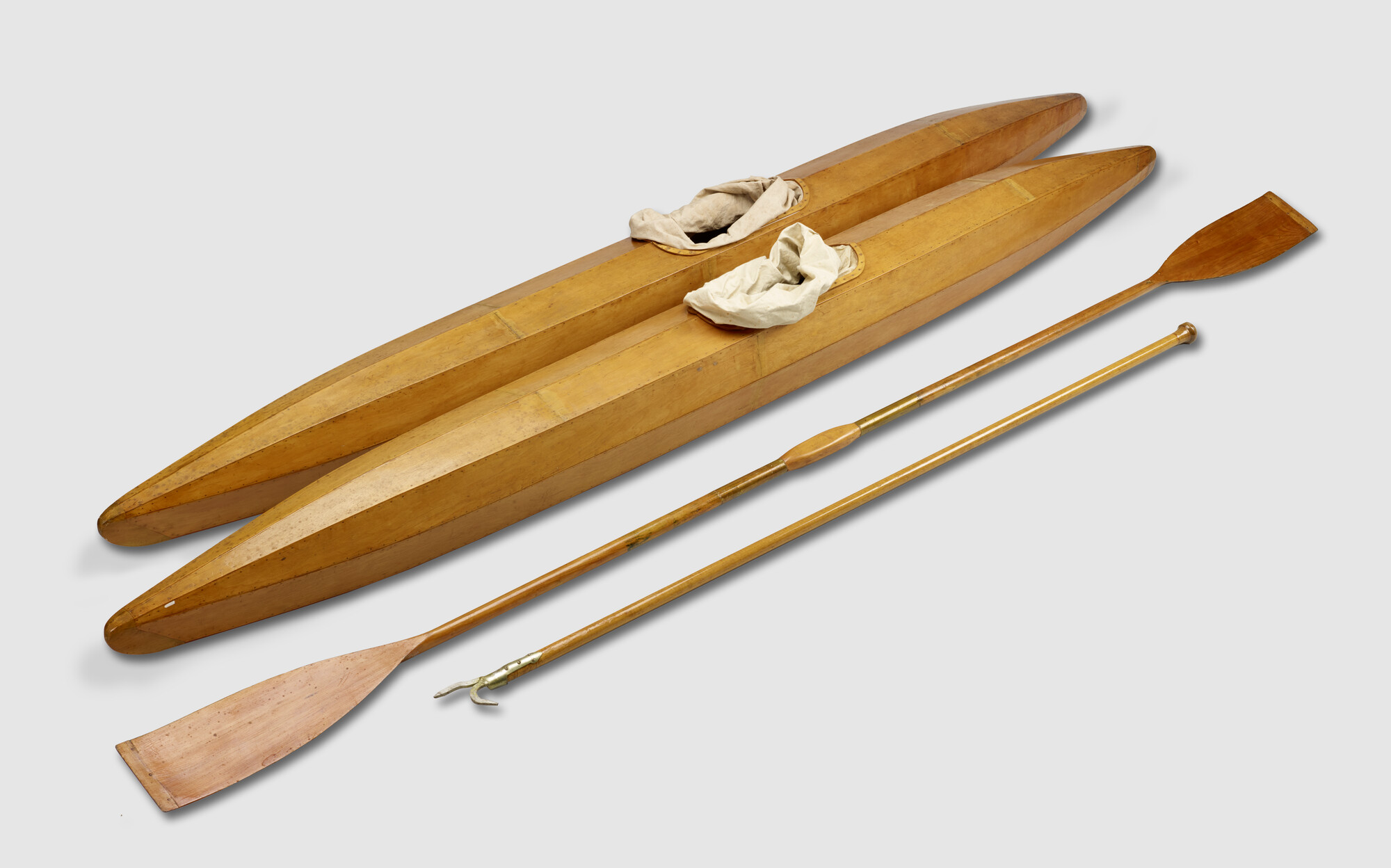 S.2778(02); Pagaai, deelbaar, behorend bij de waterschoenen; pagaai