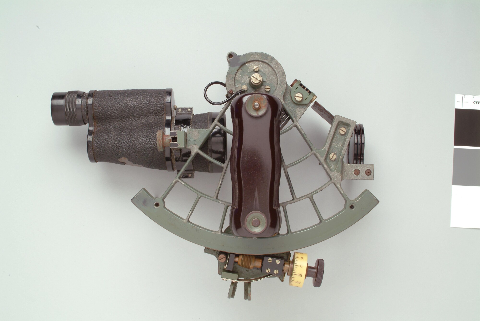 1989.0877; Sextant, ongemerkt, waarschijnlijk een Tamaya 4001; sextant
