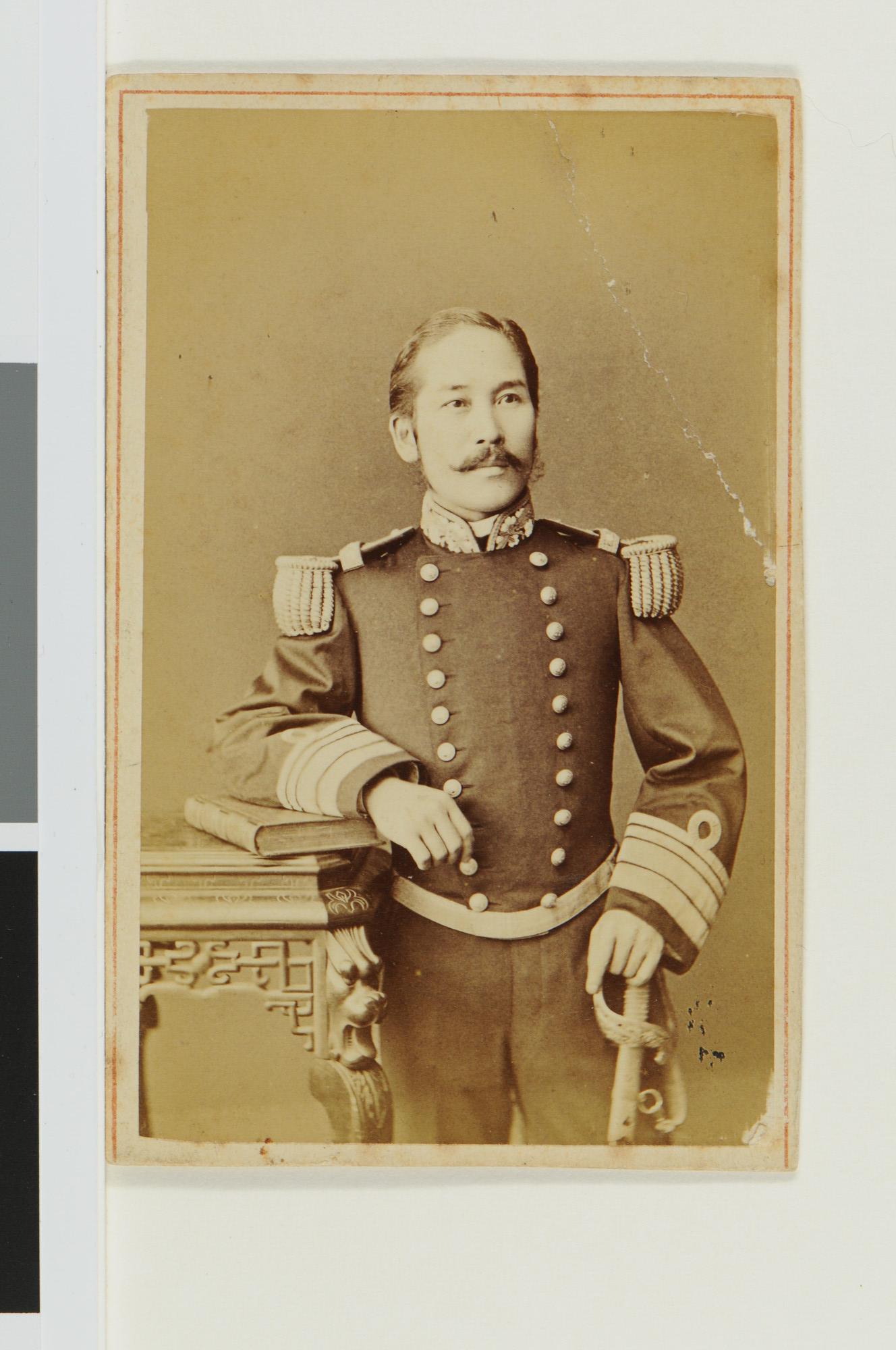 S.0716(04); Portretfoto van Enomoto Kamajiro (Takeaki) (1836-1908); foto