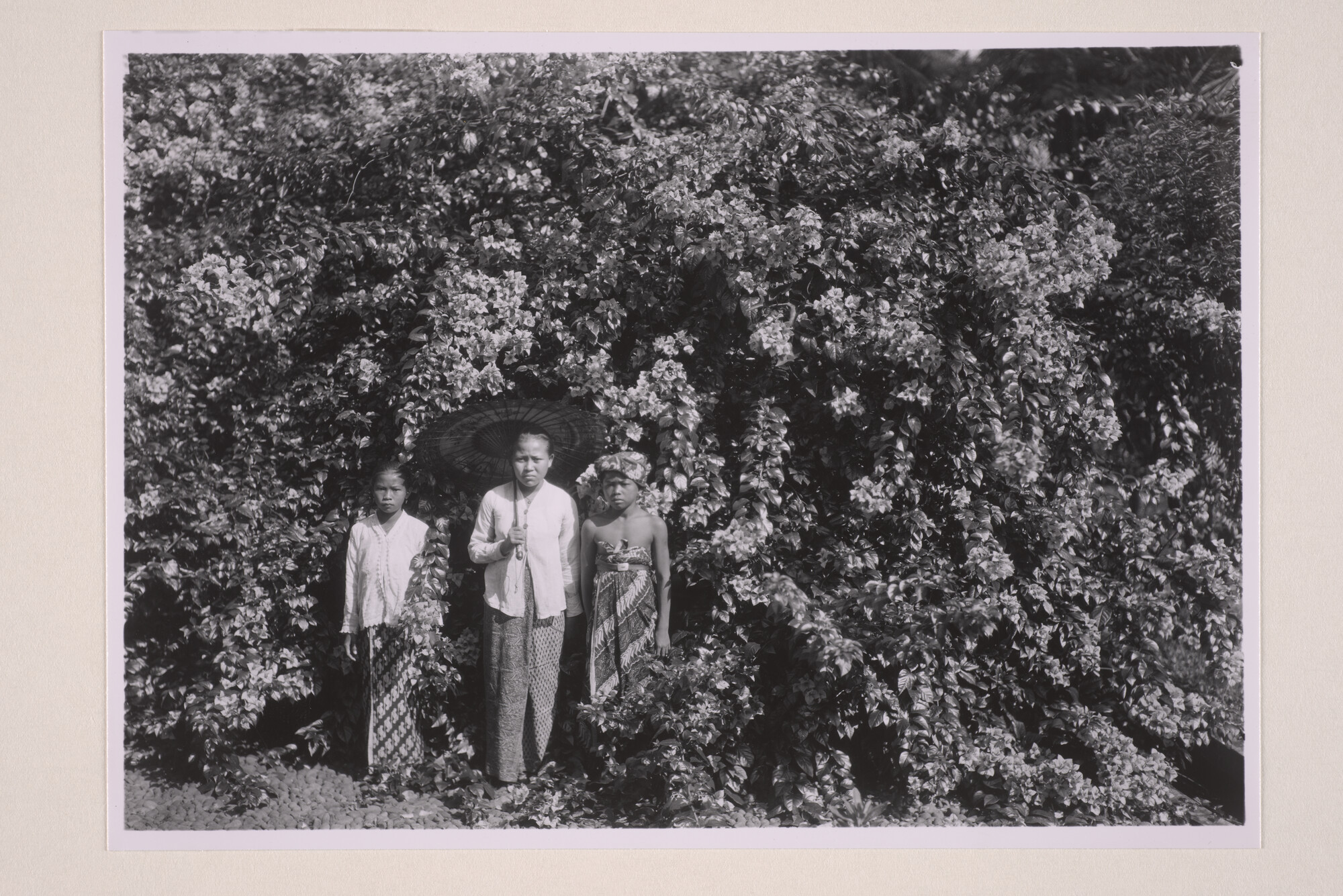 1994.5832; Foto's van (Indische) inwoners van Buitenzorg; fotoreportage