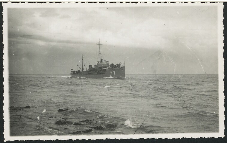 A.2867(01)094; Serie prentbriefkaarten van de torpedoboten Hr.Ms. 'Z 6'; prentbriefkaart-serie
