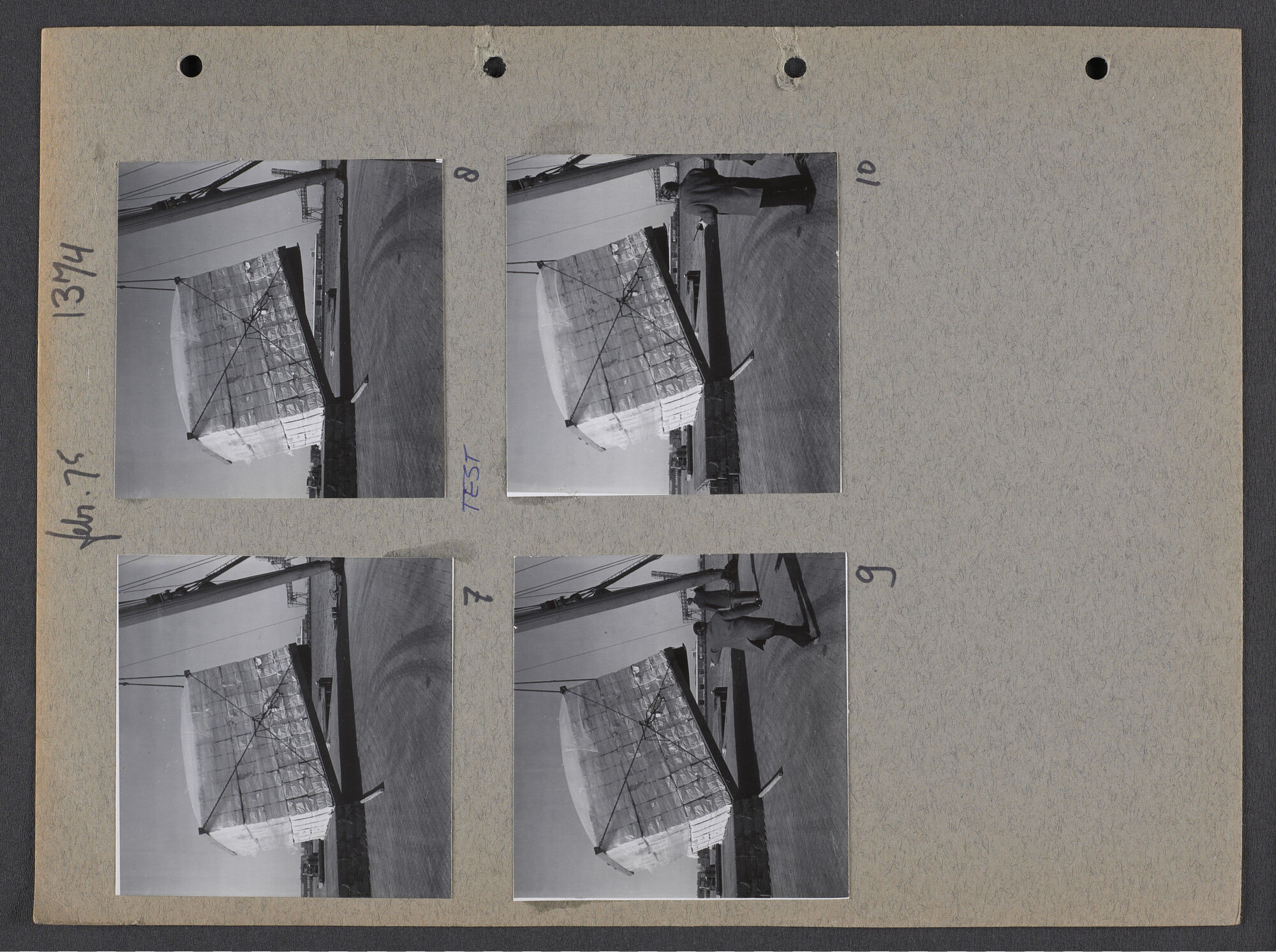 S.9102(35); Multomap met foto's door Ben Burgers, samengesteld door de Vereniging De Amsterdamsche Haven; foto