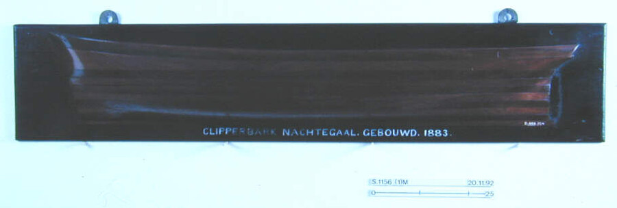 S.1156(01)13; Halfmodel van het barkschip Nachtegaal; scheepsmodel