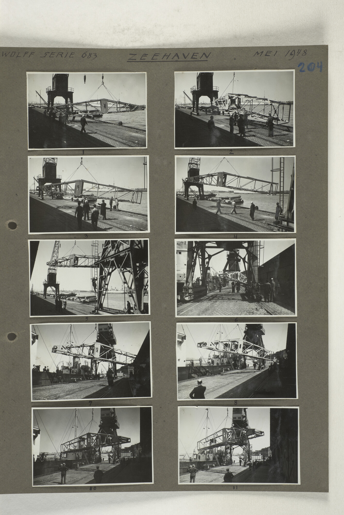 1998.2180; Omslag met een grote hoeveelheid proef foto's gemaakt in opdracht van de Gemeente Handelsinrichtingen in Amsterdam en de Koninklijke Hollandsche Lloyd te Amsterdam.; omslag