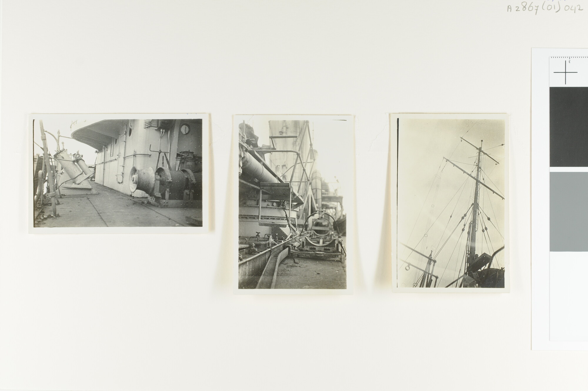 A.2867(01)042; Detailfoto's van onder andere mast en torpedo-afvuurinrichting aan boord van de torpedobootjager Hr.Ms. 'Banckert'; fotoreportage