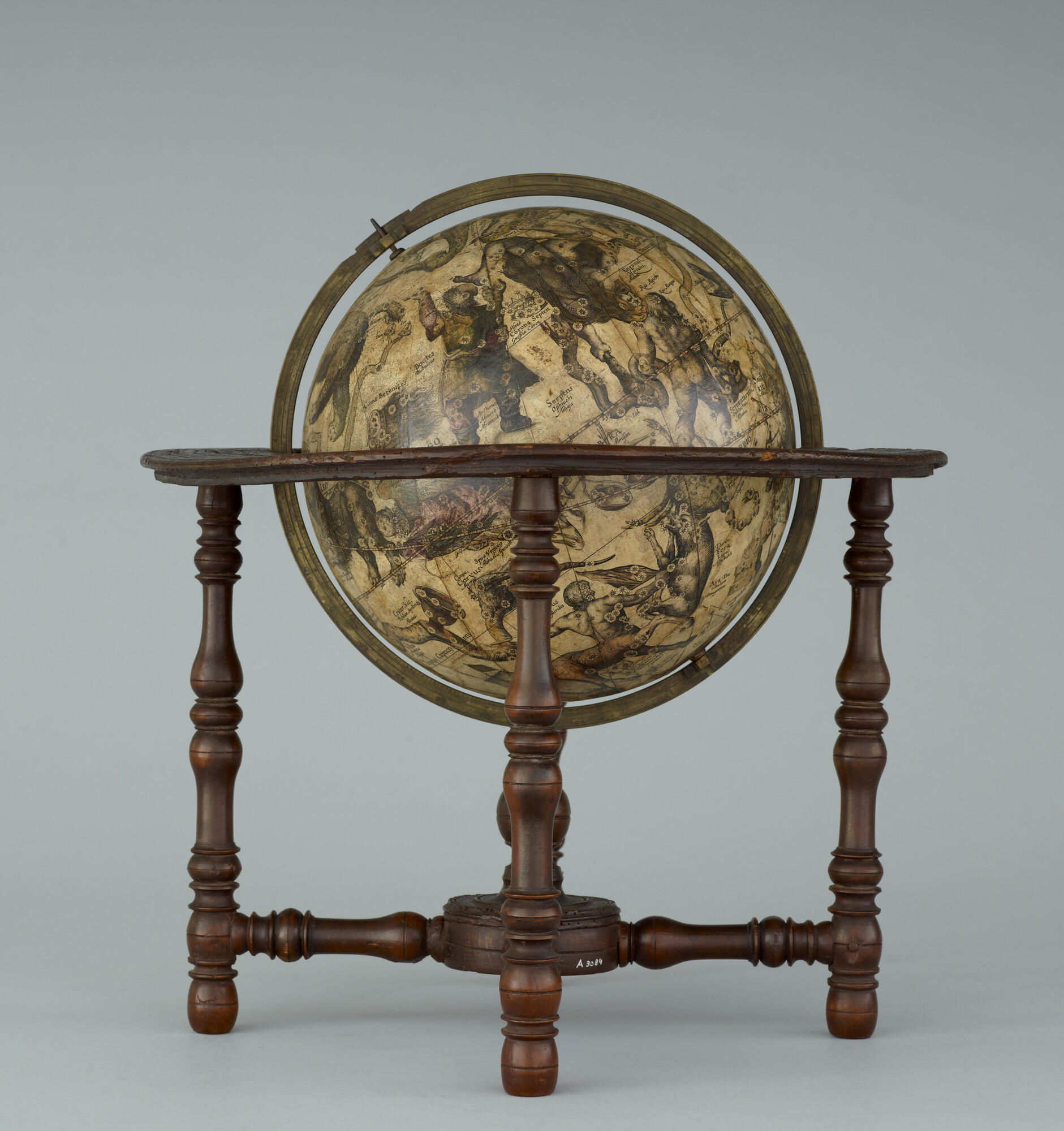 A.3084; Hemelglobe van 26,5 cm. in doorsnede door Petrus Plancius, circa 1625; globe