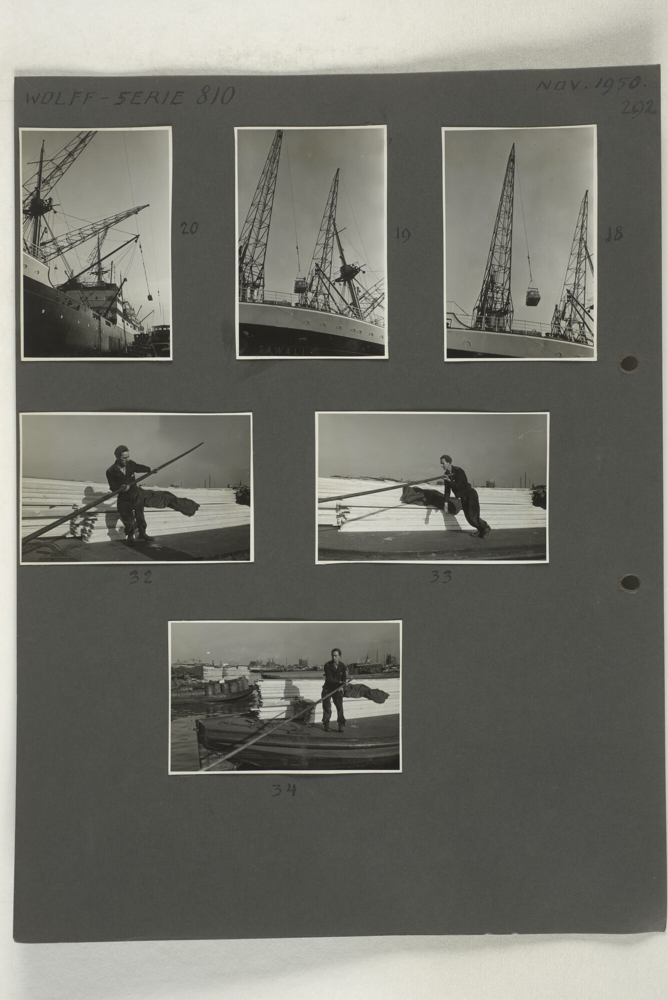 1998.2181; Omslag met een grote hoeveelheid proef foto's gemaakt in opdracht van de Gemeente Handelsinrichtingen en de Vereniging "de Amsterdamsche Haven" te Amsterdam.; omslag