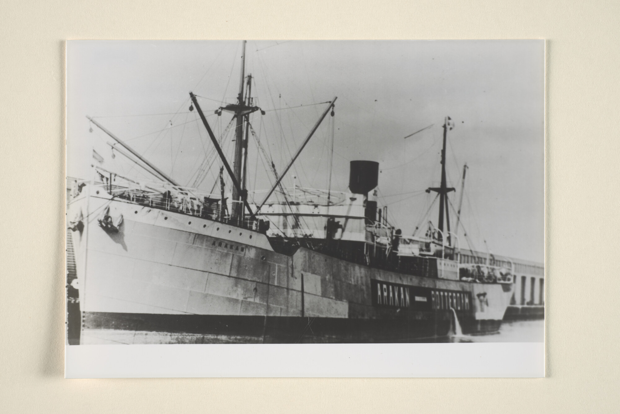 1995.5124; Het vrachtschip ss. 'Arakan' van de Koninklijke Rotterdamsche Lloyd; foto