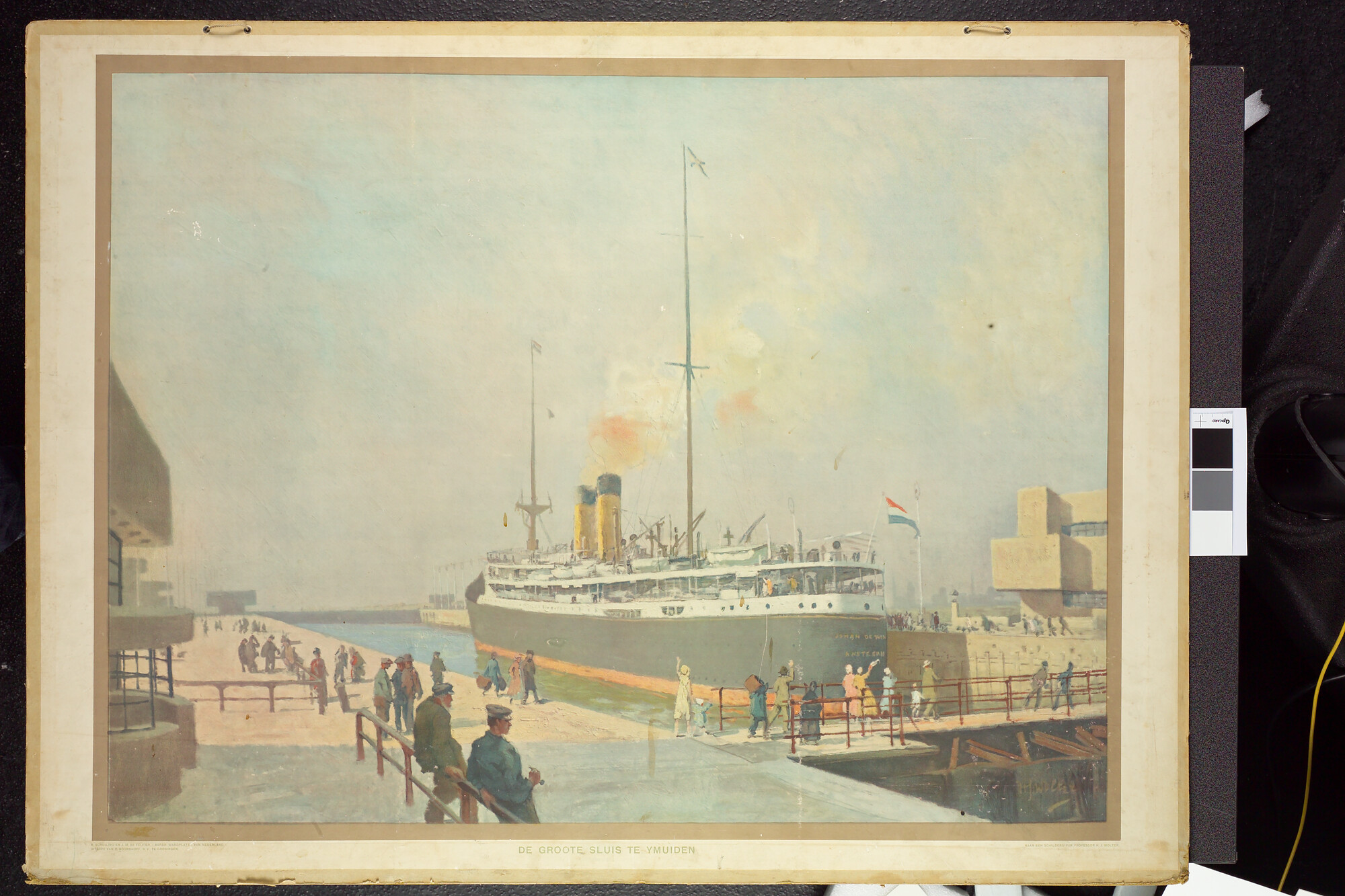 A.4906; Passagiersschip Johan de Witt in de Grote Sluis te IJmuiden; schoolplaat