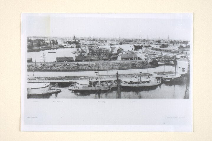 1994.7276; Stadsgezicht op Amsterdam: Het Oosterdok in Amsterdam gezien vanaf het Meteorologisch Instituut aan de kop van de Oostelijke Handelskade, circa 1894; foto