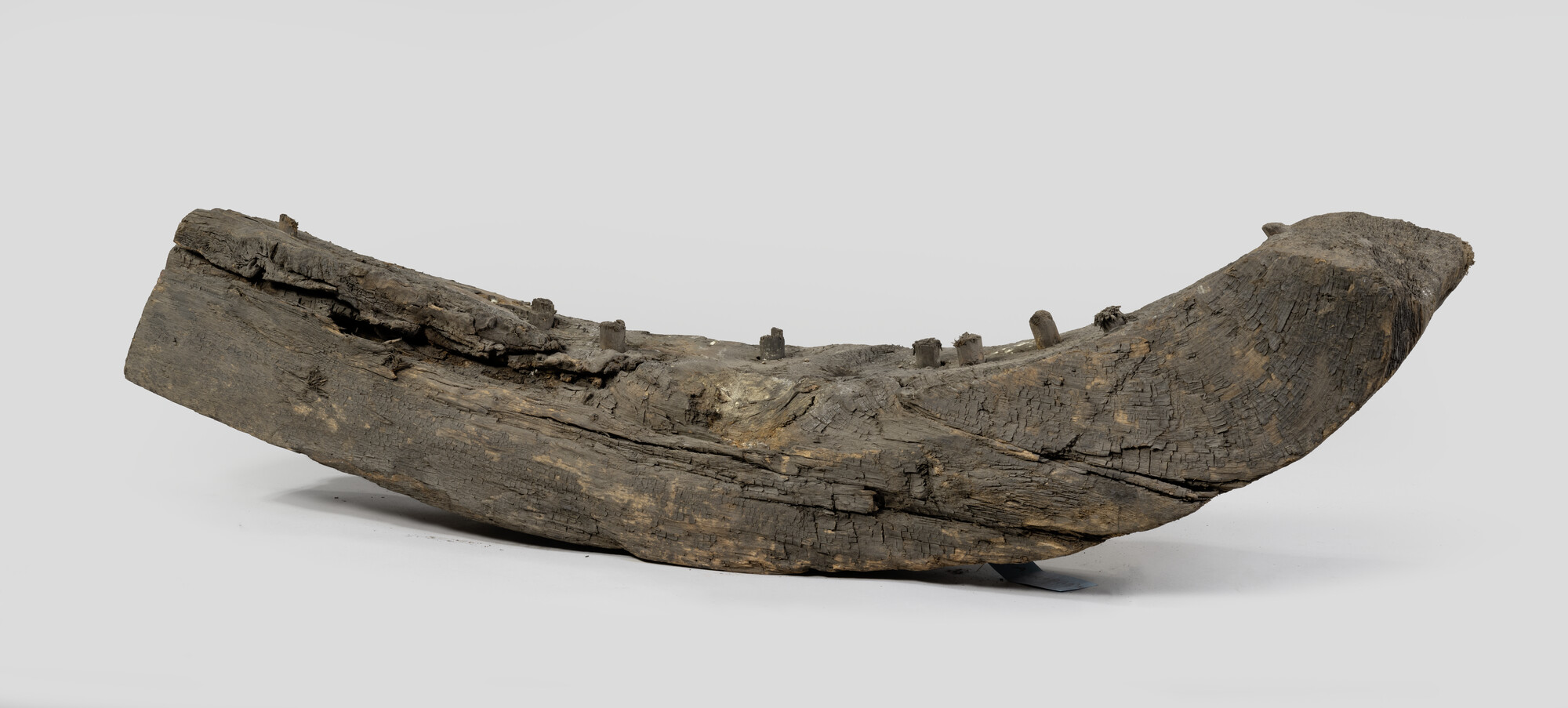 A.0698(13)40; Fragment van een krommer; scheepsonderdeel