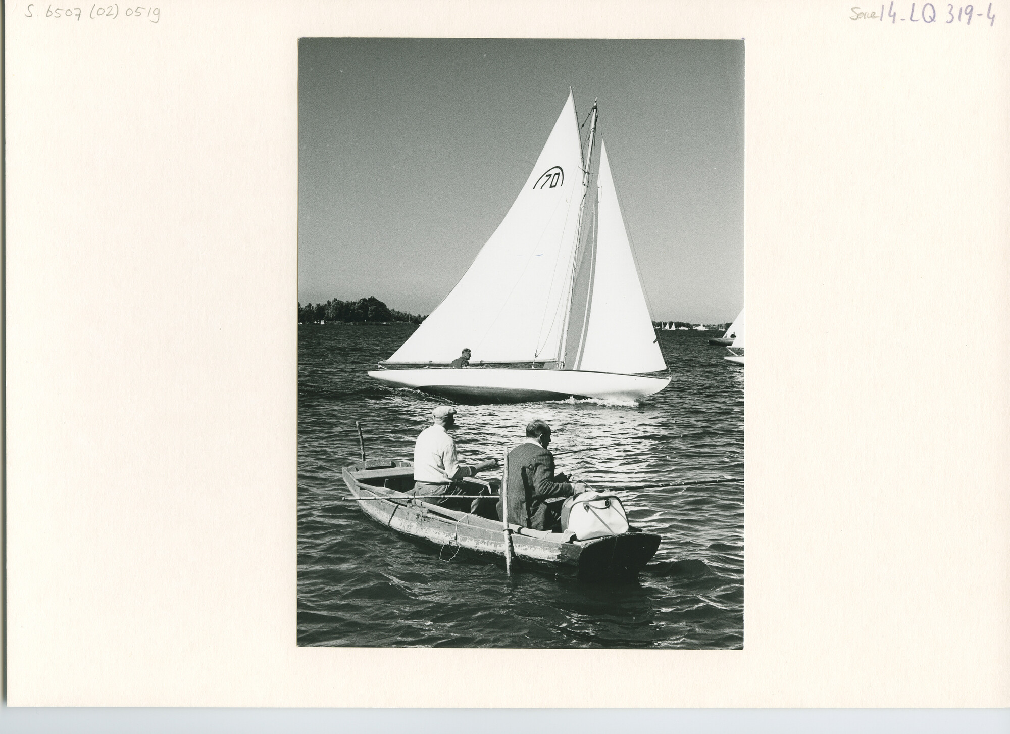 S.6507(02)0519.03; Zwart-wit foto van de Kaagweek 1963: de Regenboogklasse; foto