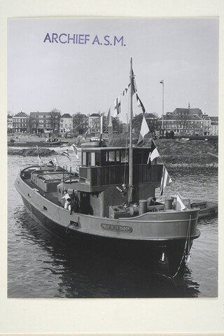 S.5219(12)0281; Foto's van de doop en tewaterlating van de motor havensleepboot 'Philip R. Goedkoop' (20) vanaf de langshelling van de ASM; fotoreportage