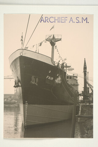 S.5219(12)0263; Het Noord-Ierse (Laker) vrachtschip ms. Fair Head van de Ulster Steamship Compagny [...]; foto