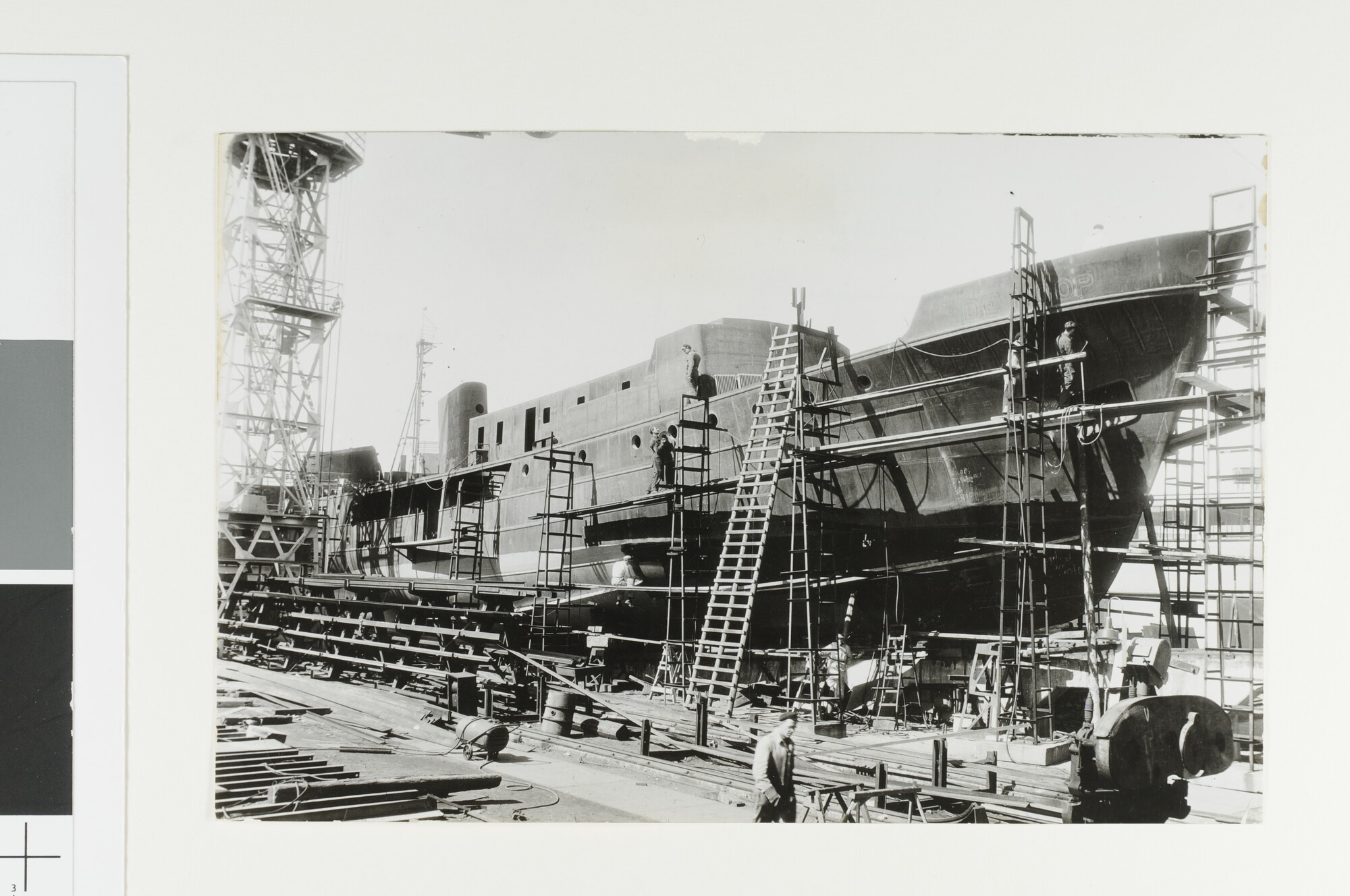 S.6408(1095); Het hospitaalkerkschip ms. De Hoop van de Nederlandsche Vereeniging ten [...]; foto