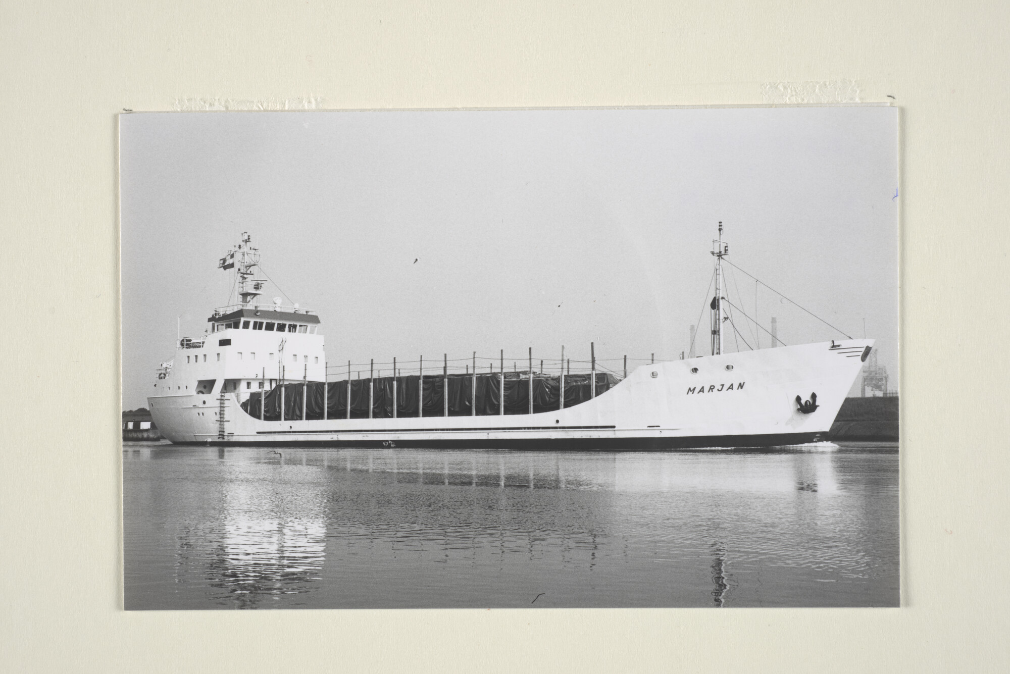1998.1508; Het vrachtschip ms. Marjan (ex- Jans) van H. Buitenweg; foto