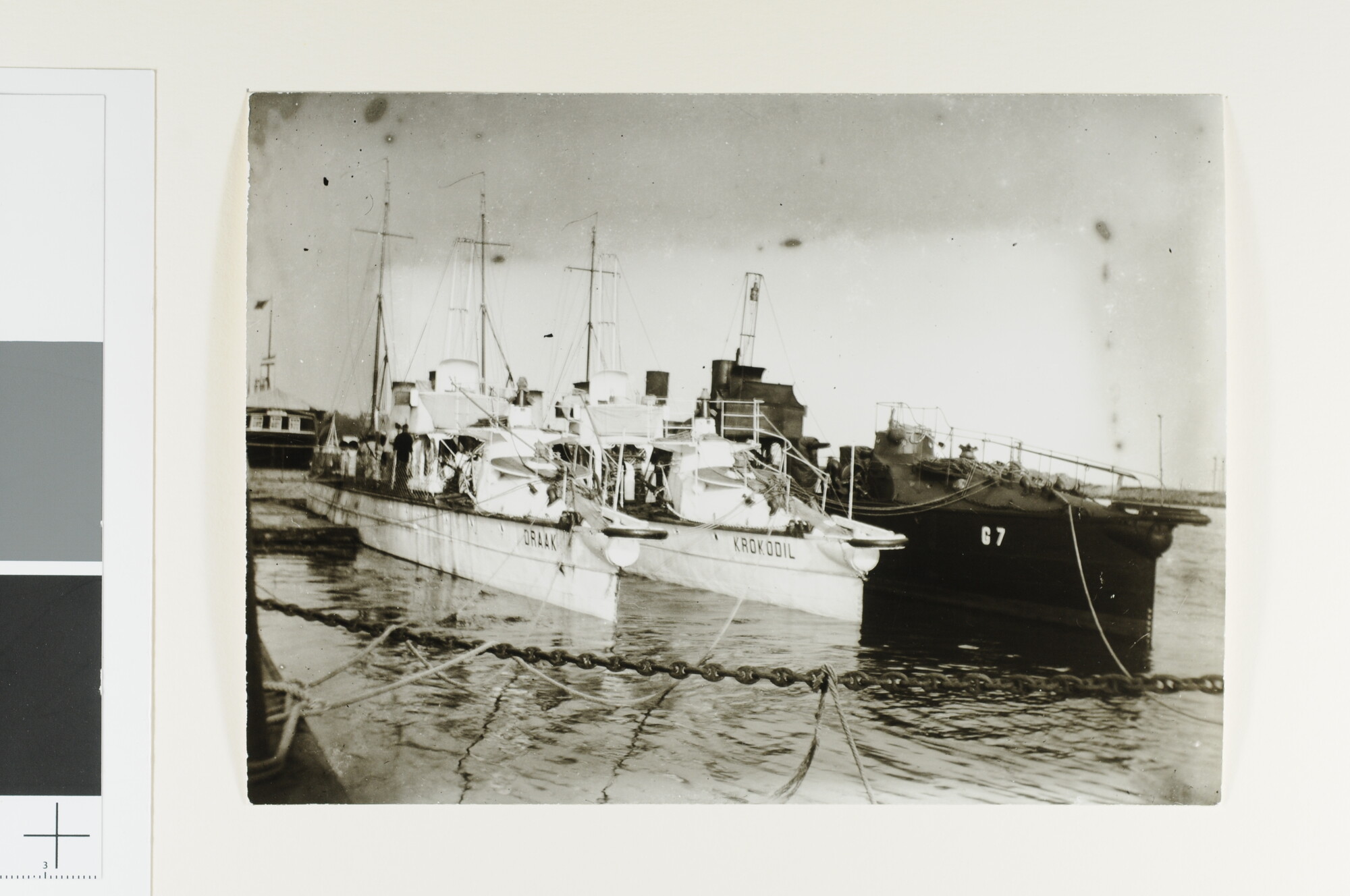 S.3319(268)b; De torpedoboten Hr.Ms. 'Draak', 'Krokodil' en 'G 7'; foto