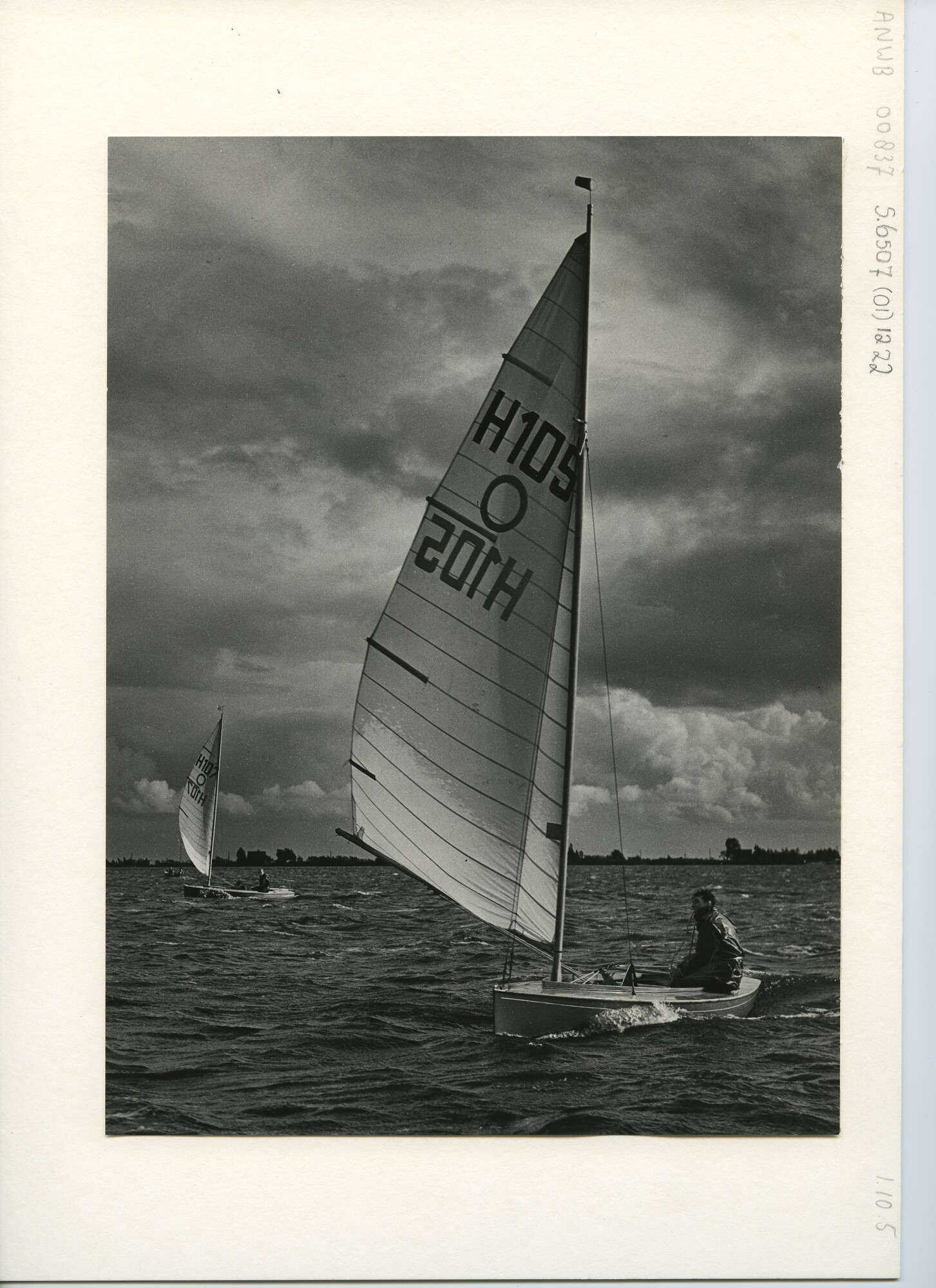 S.6507(01)1222; Foto van Bob Markus tijdens NK 1954; foto