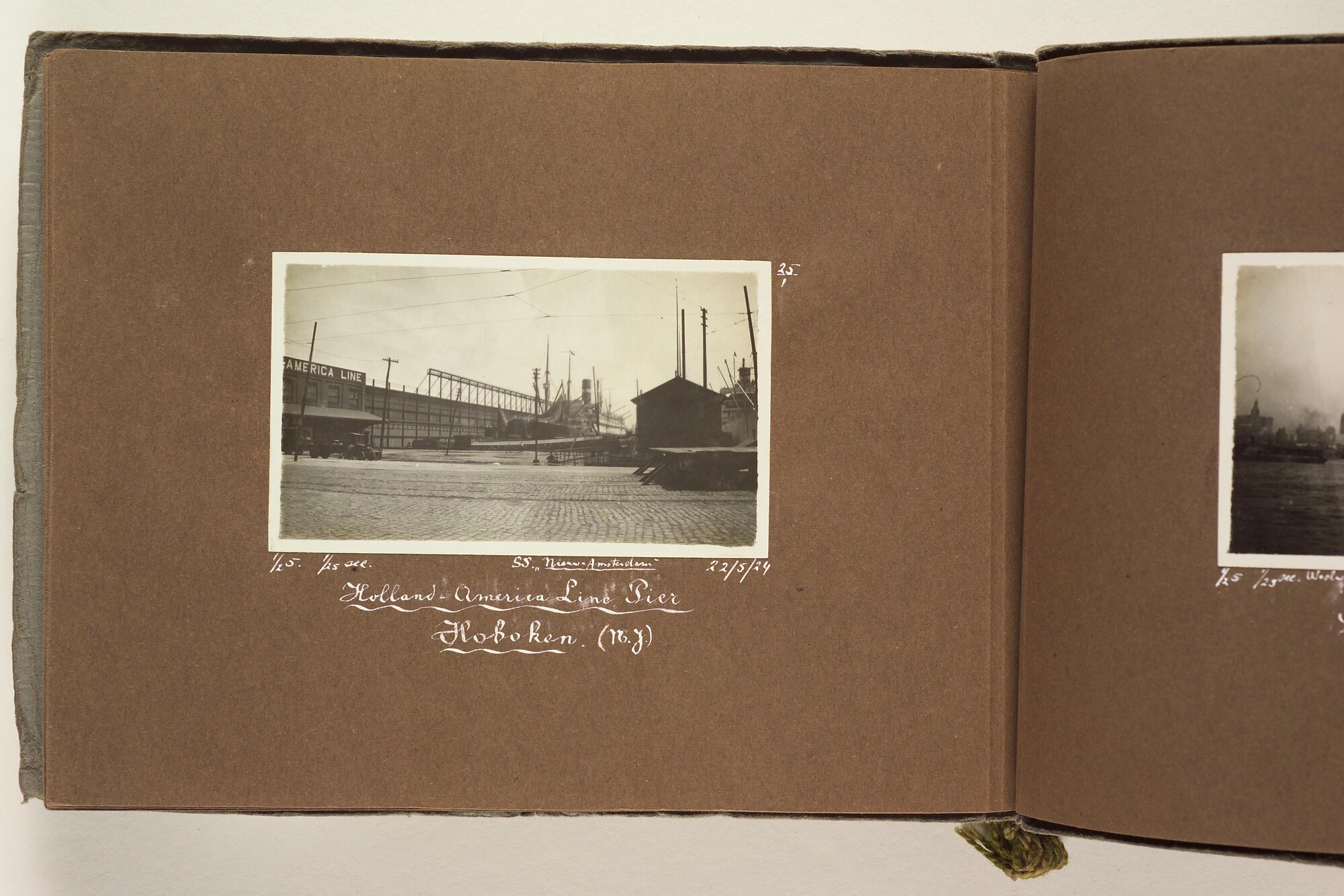 S.6156(06)e; Fotoalbum e) uit een serie van veertien uit de Collectie Job over zijn reis; fotoalbum