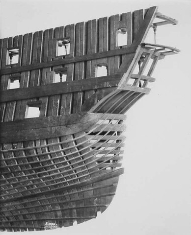 S.1020; Model van het linieschip Zr.Ms. Neptunus van 84 stukken; scheepsmodel