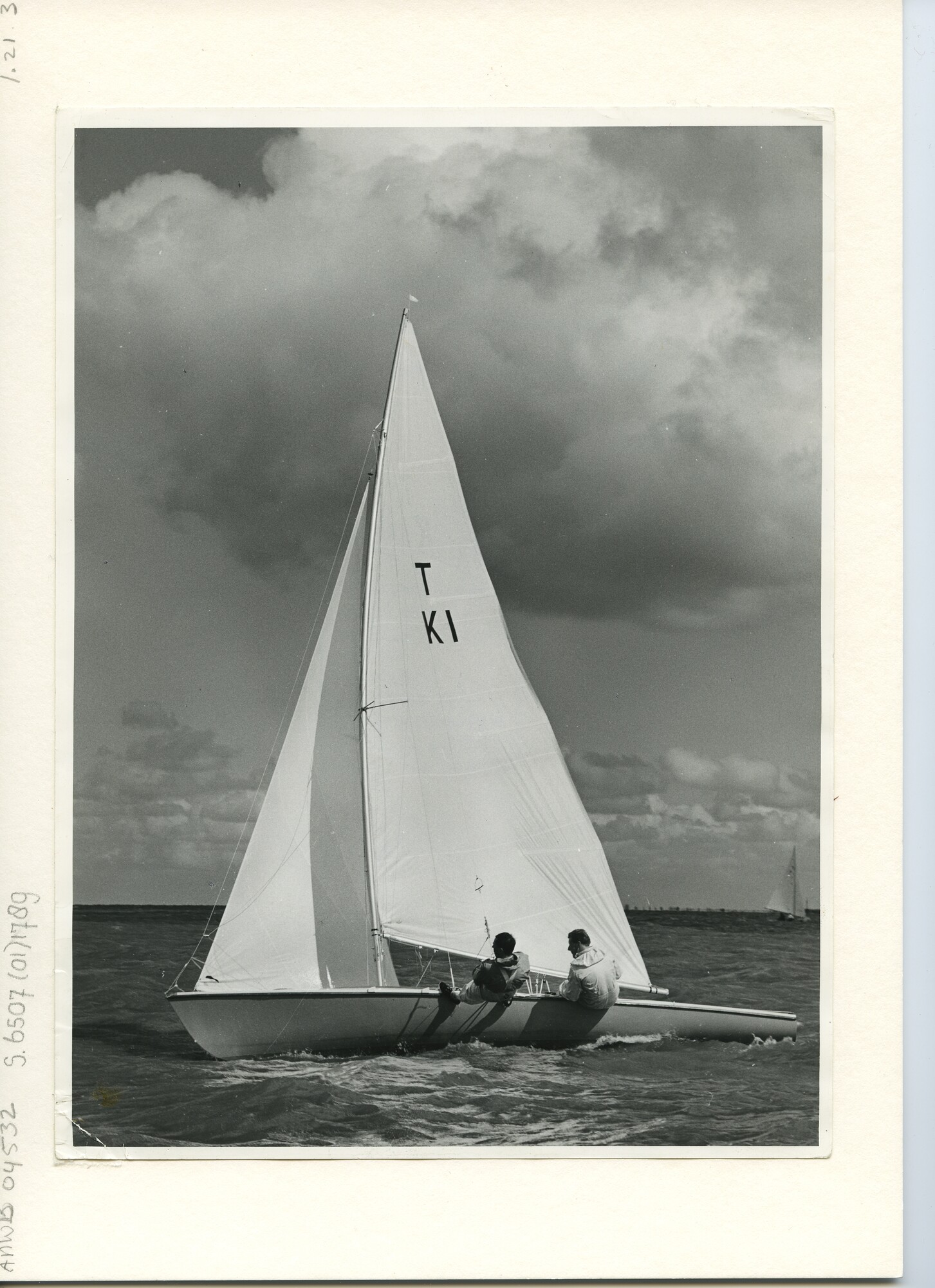 S.6507(01)1789; Foto van een Tempest; foto