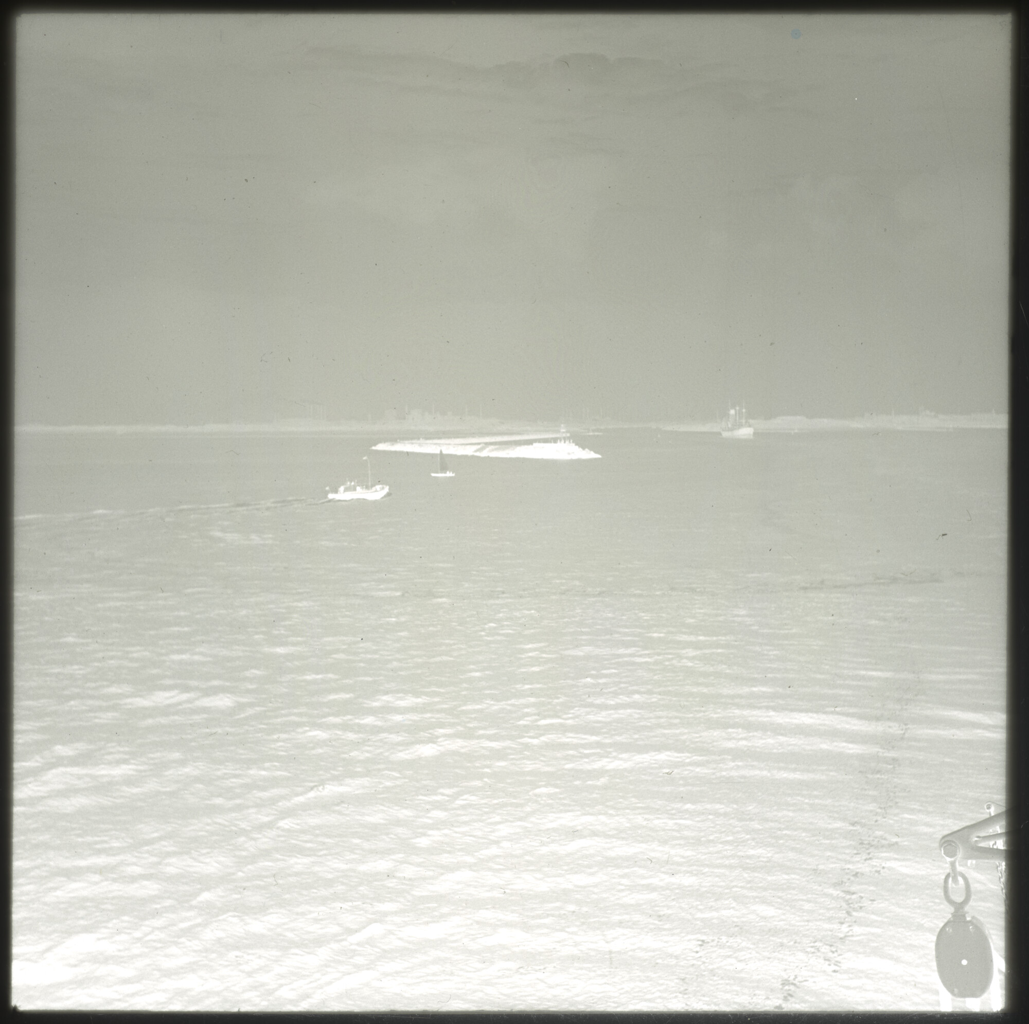 A.5263(01); Negatieven van een reis met het vrachtschip 'Java' van de SMN; negatief